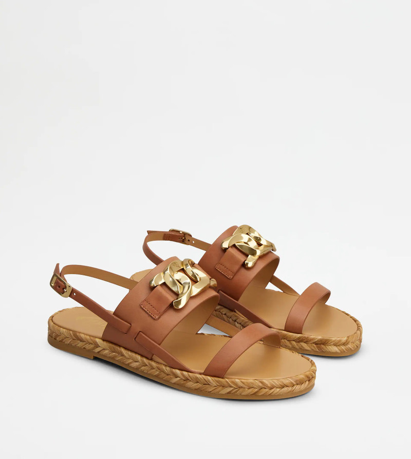 Tod's SANDALS IN LEATHER - BROWN outlook