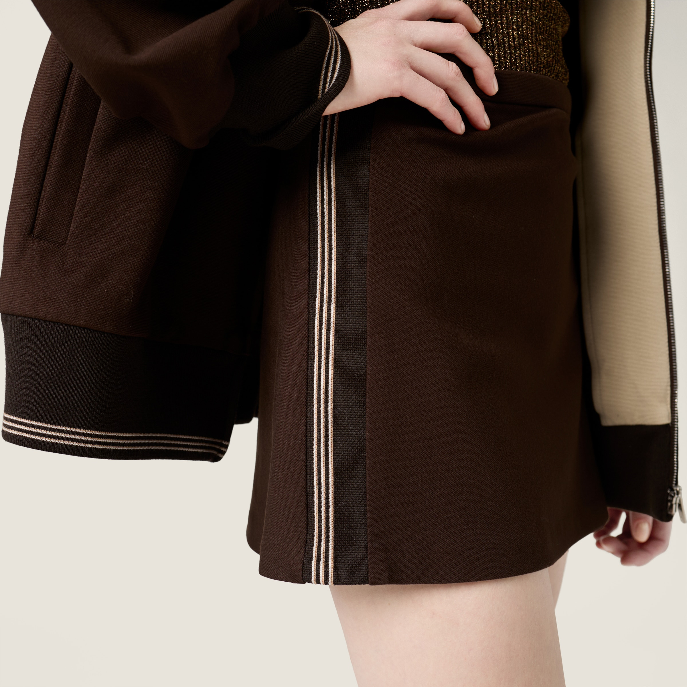 Fabric stitch knit miniskirt - 4