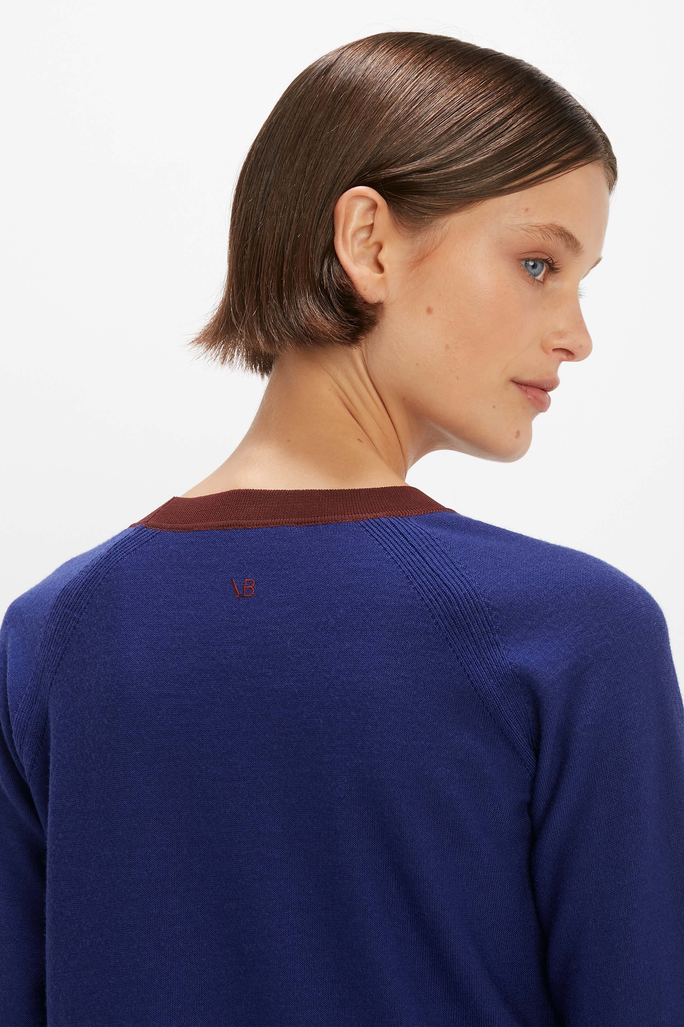 Raglan Sleeve Jumper in Electric Purple - 5