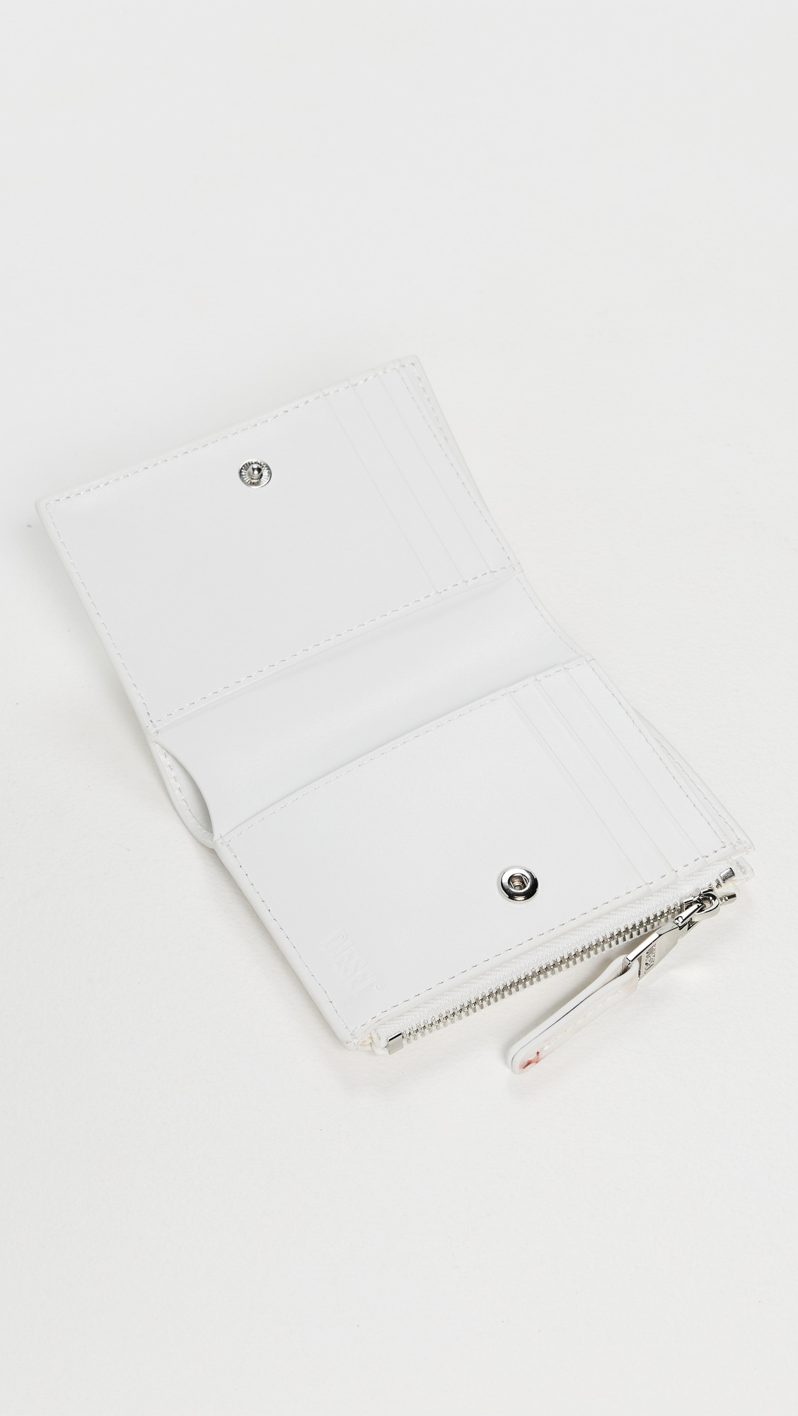 Play Bi-Fold Zip II Wallet - 4