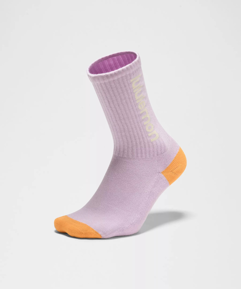 Unisex Daily Essential Crew Socks *Wordmark 3
