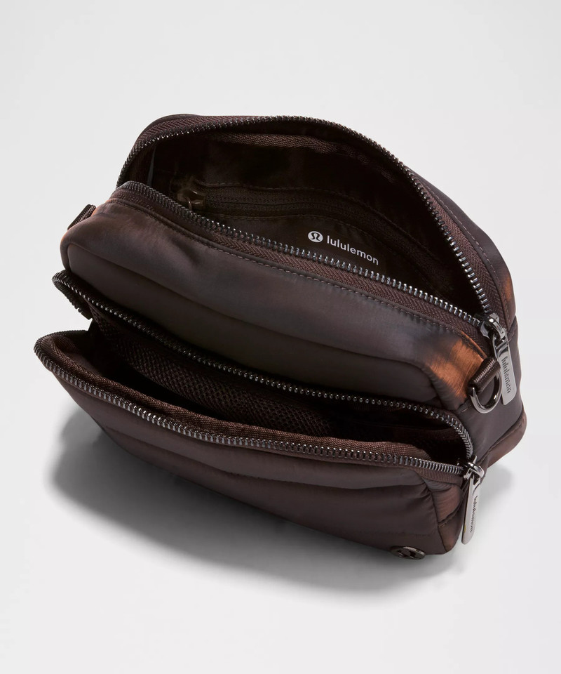 Everywhere Crossbody Bag 2L *Wunder Puff Iridescent 4