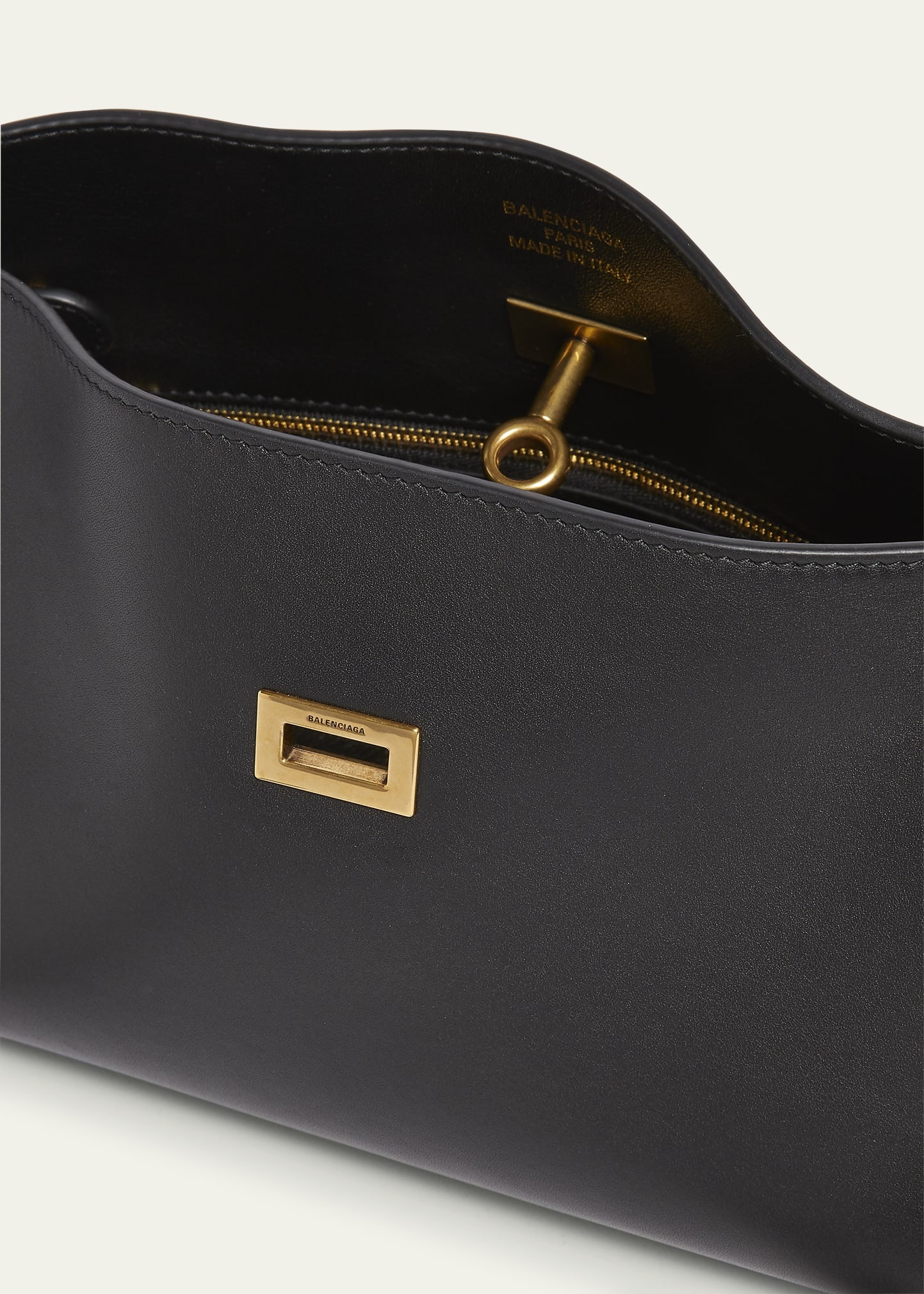 Rodeo Sling Pochette Smooth Leather Shoulder Bag - 4