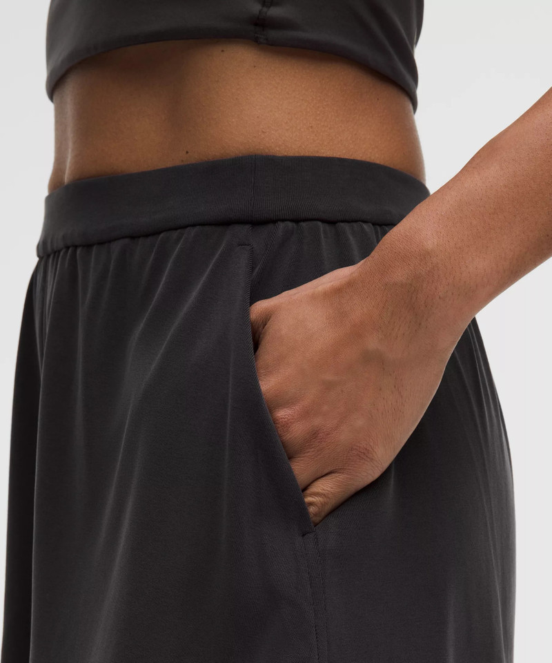 Drapey Softstreme High-Rise Short 3.5" 5