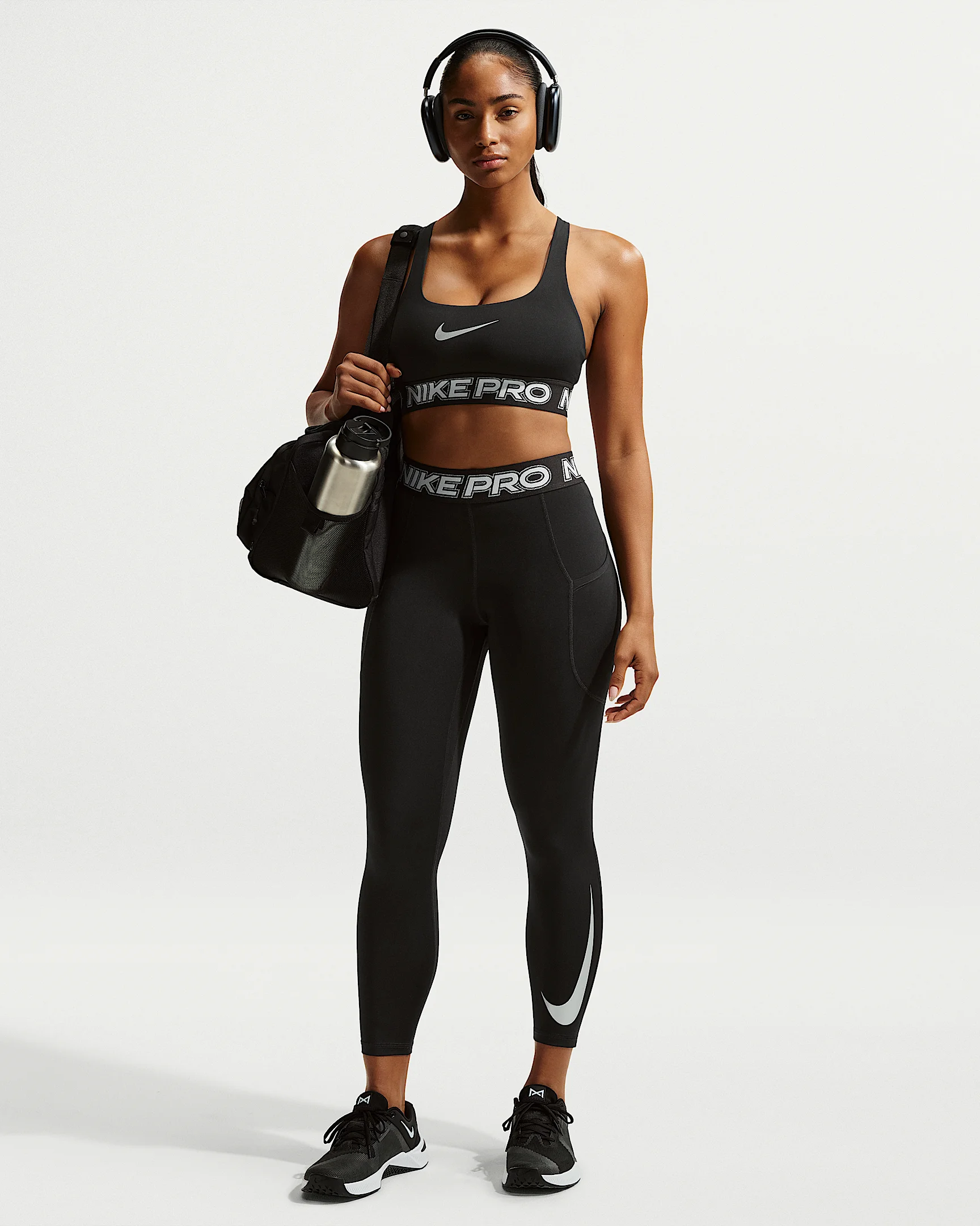 Nike Pro Women's Mid-Rise 7/8 Leggings - 1