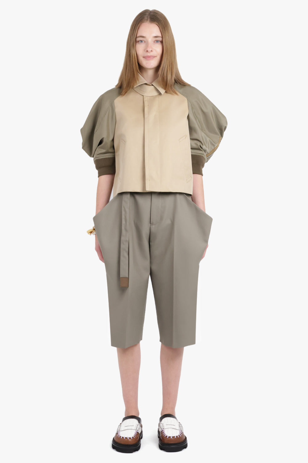 CONTRAST JACKET WITH EXAGGERATED WING SLEEVE | BEIGE/TAUPE - 4