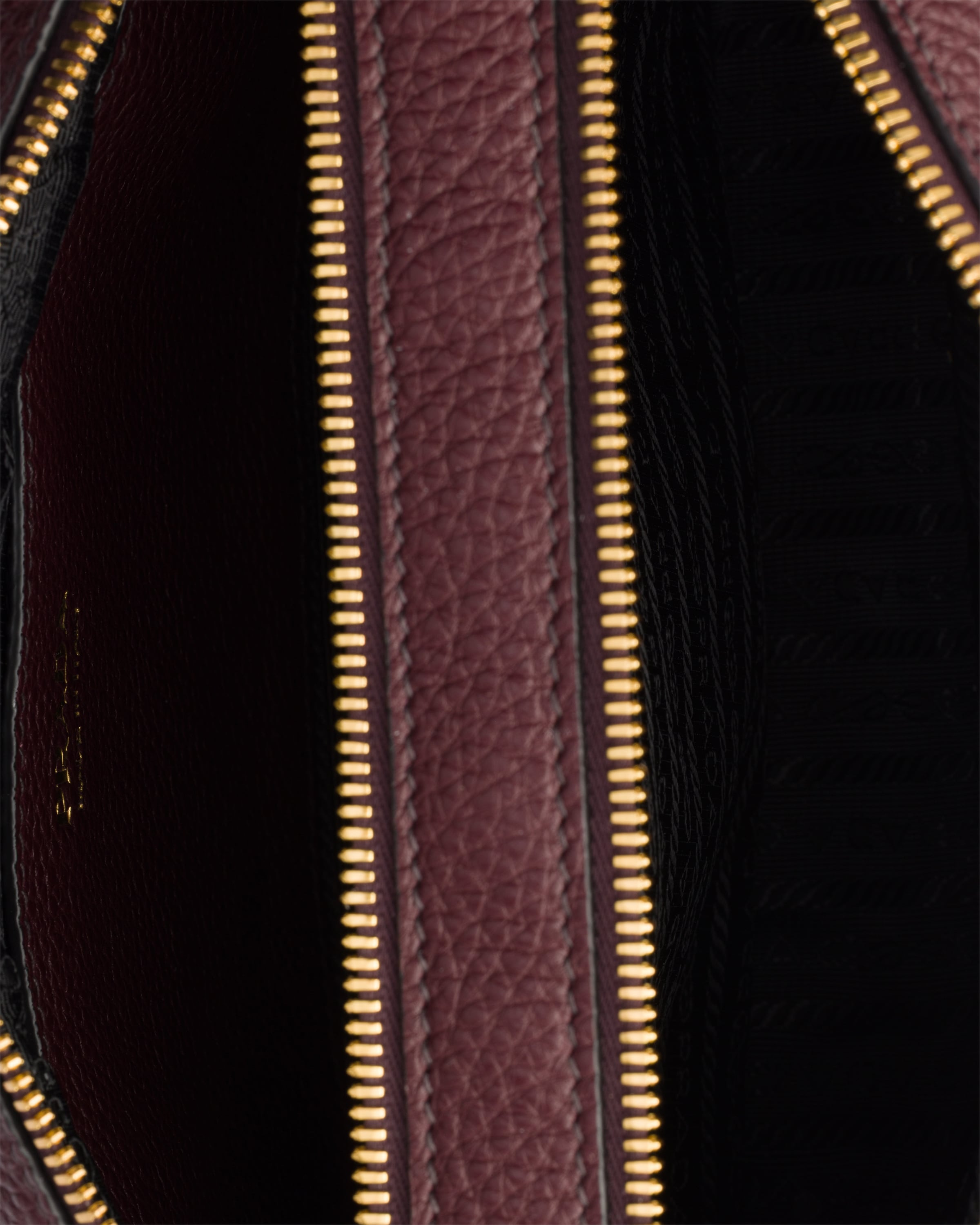 Small leather shoulder bag - 5