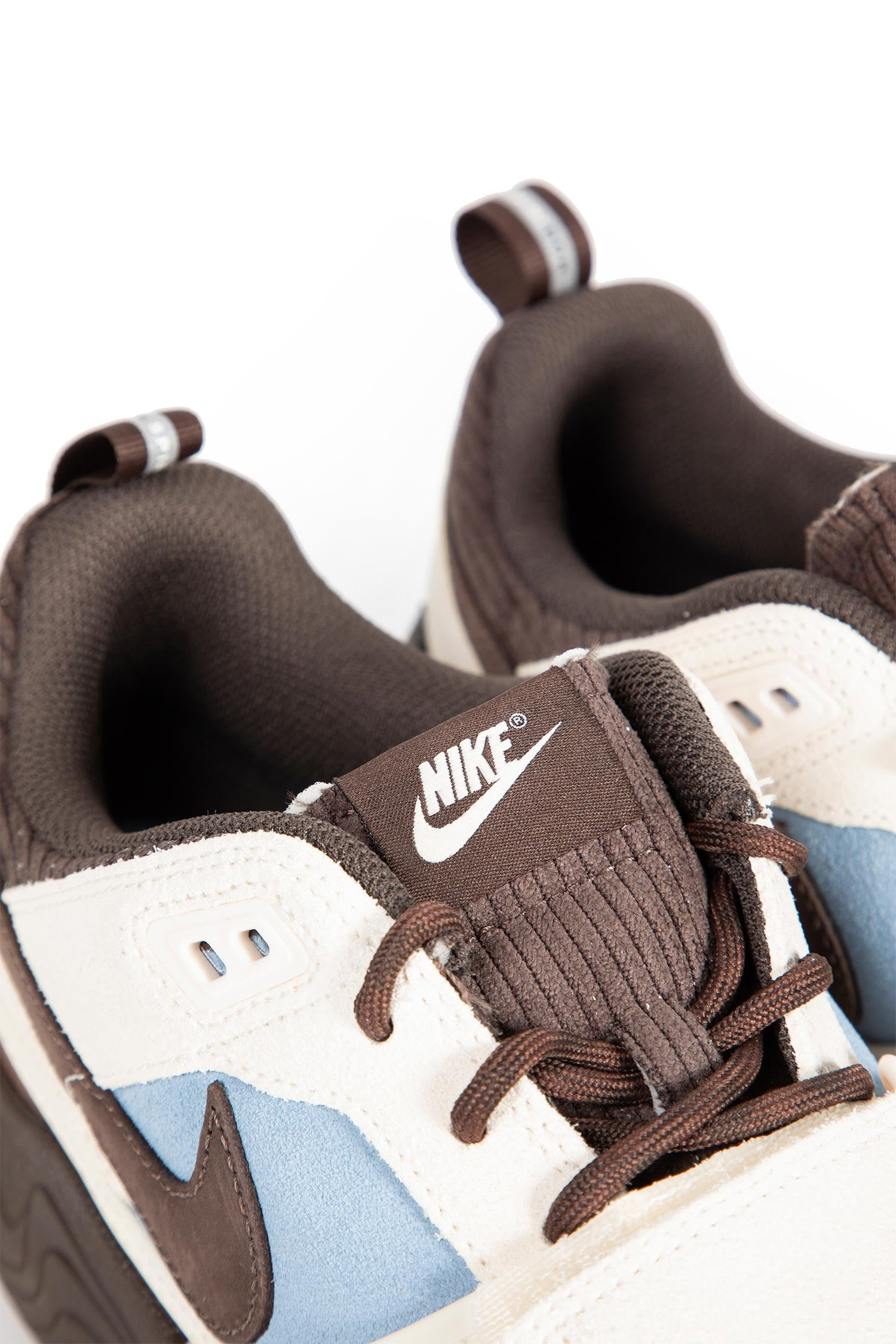 Nike Woman Sneakers - 7