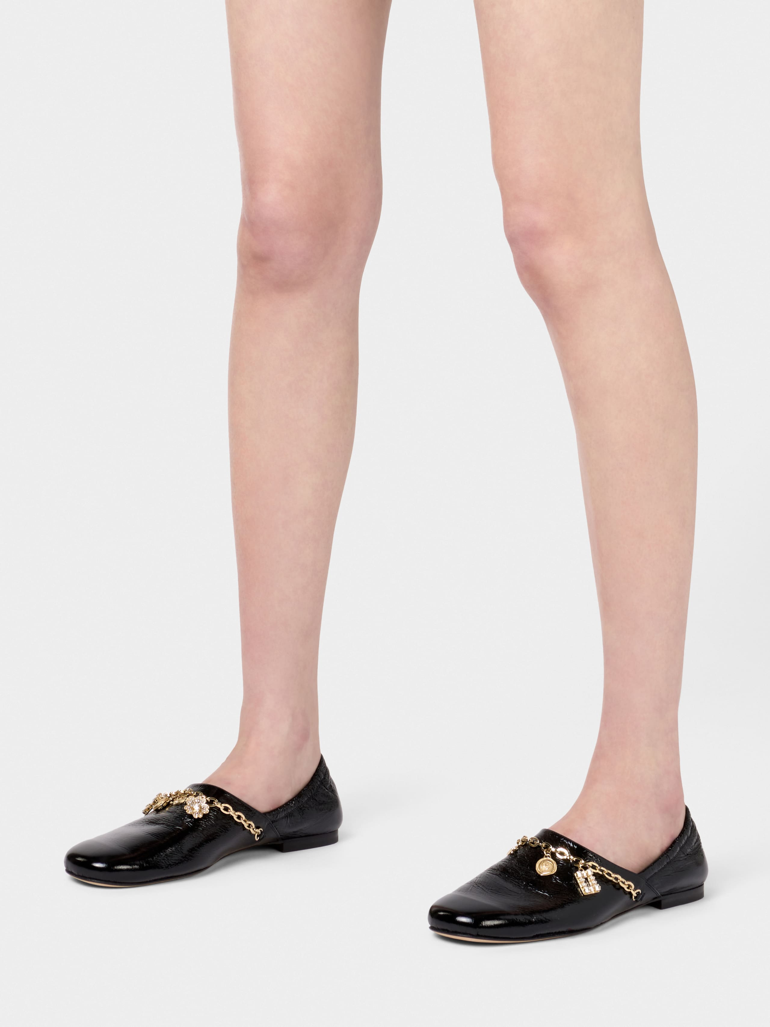 Slippers in patent leather - 9