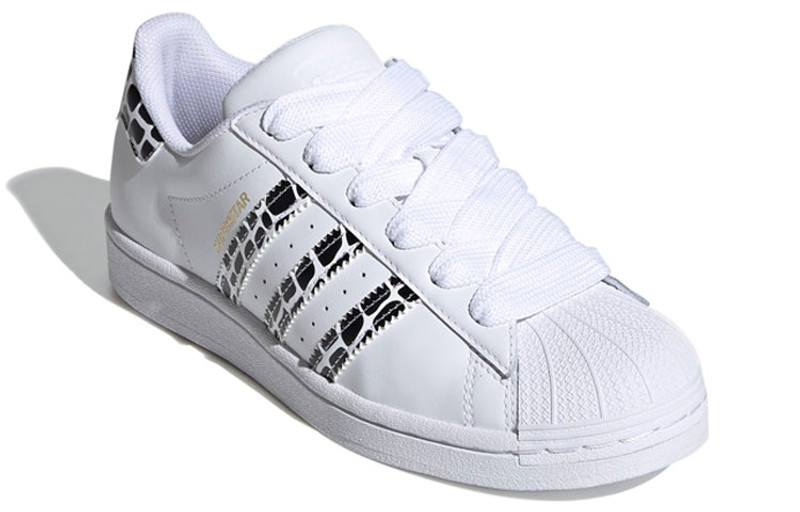 (WMNS) adidas Superstar 'Animal Print' FV3452 3