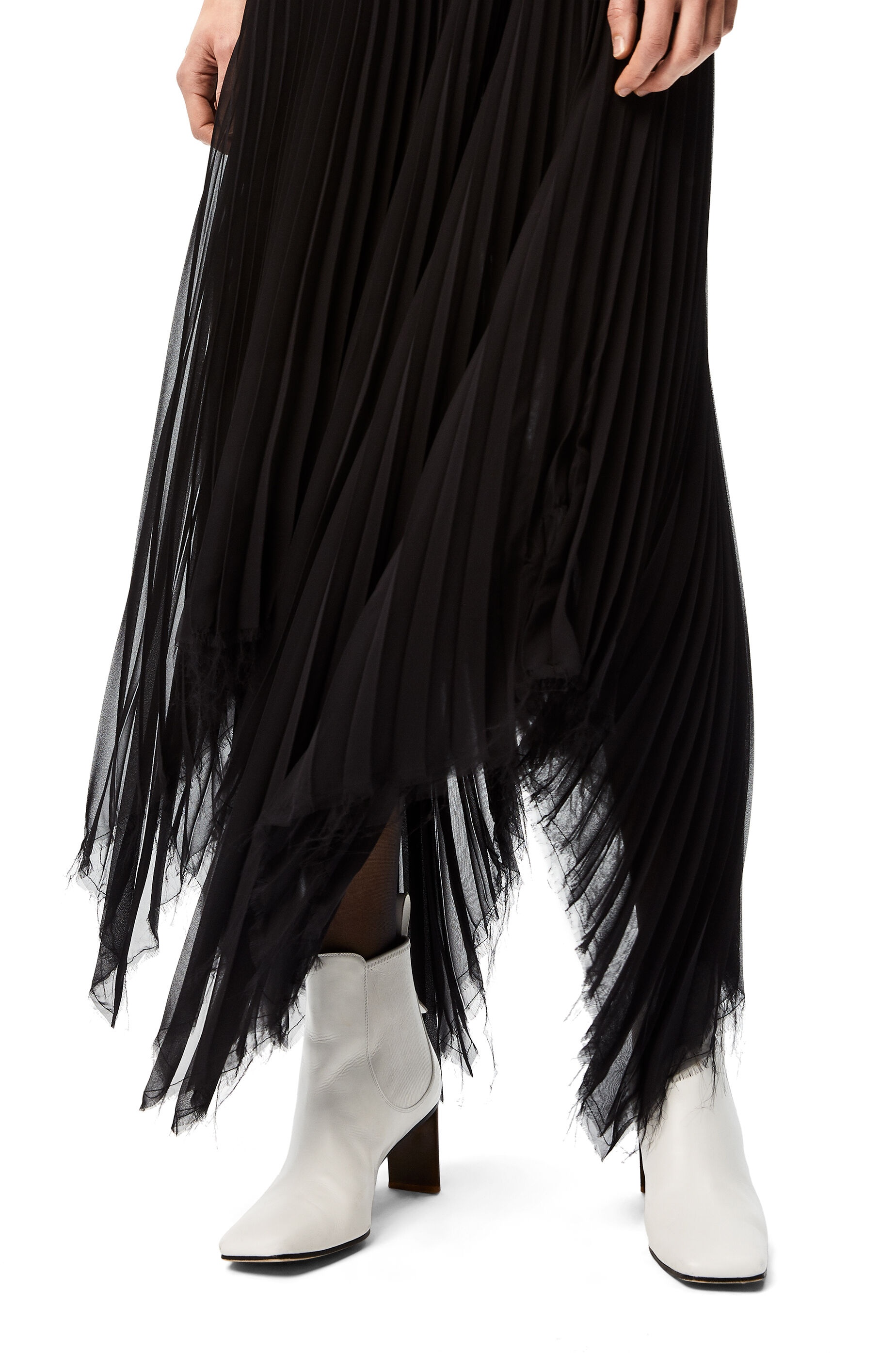 Asymmetric pleated skirt leather trim in polyester - 5