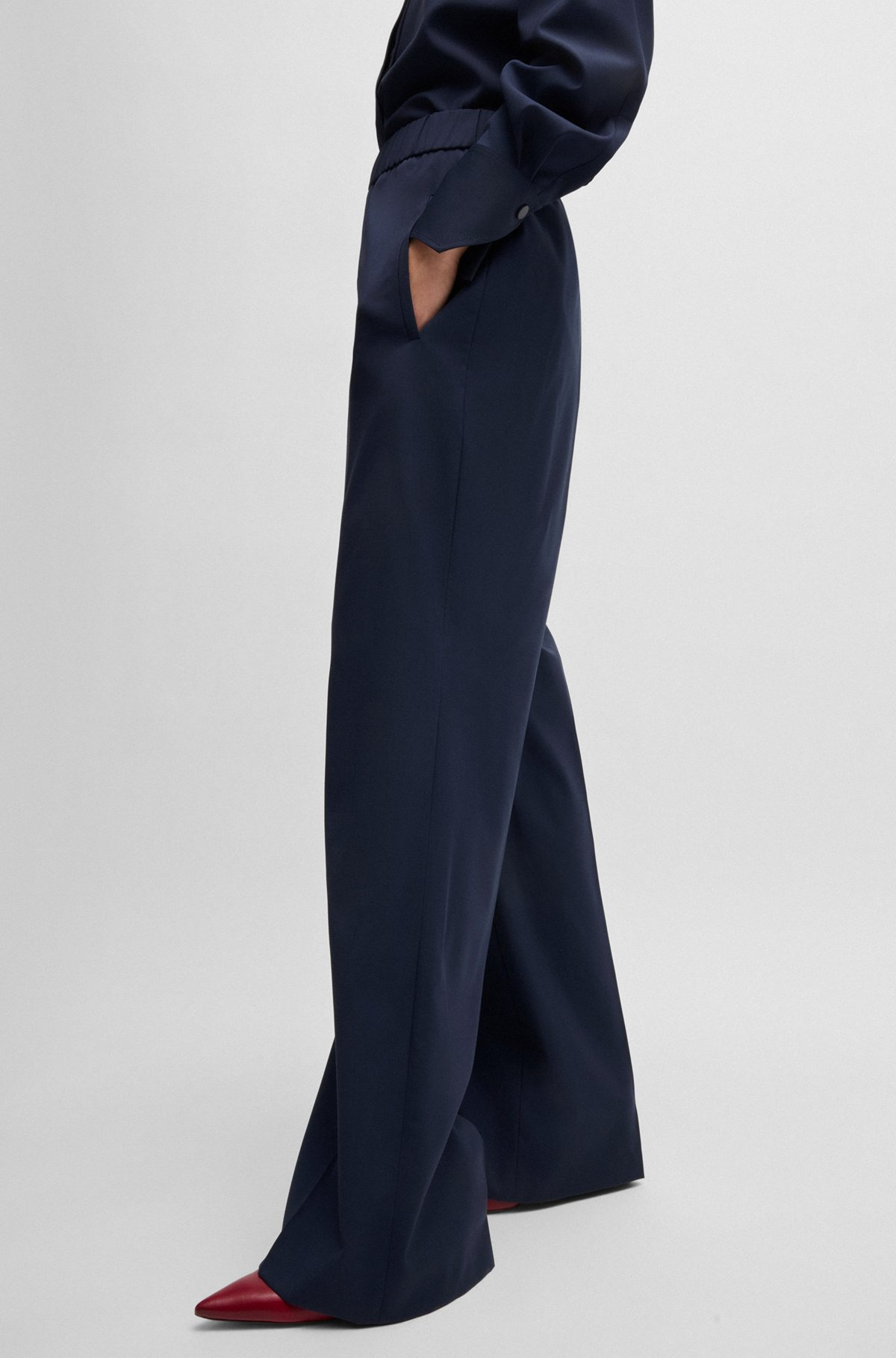 RELAXED-FIT TROUSERS IN WOOL - 5