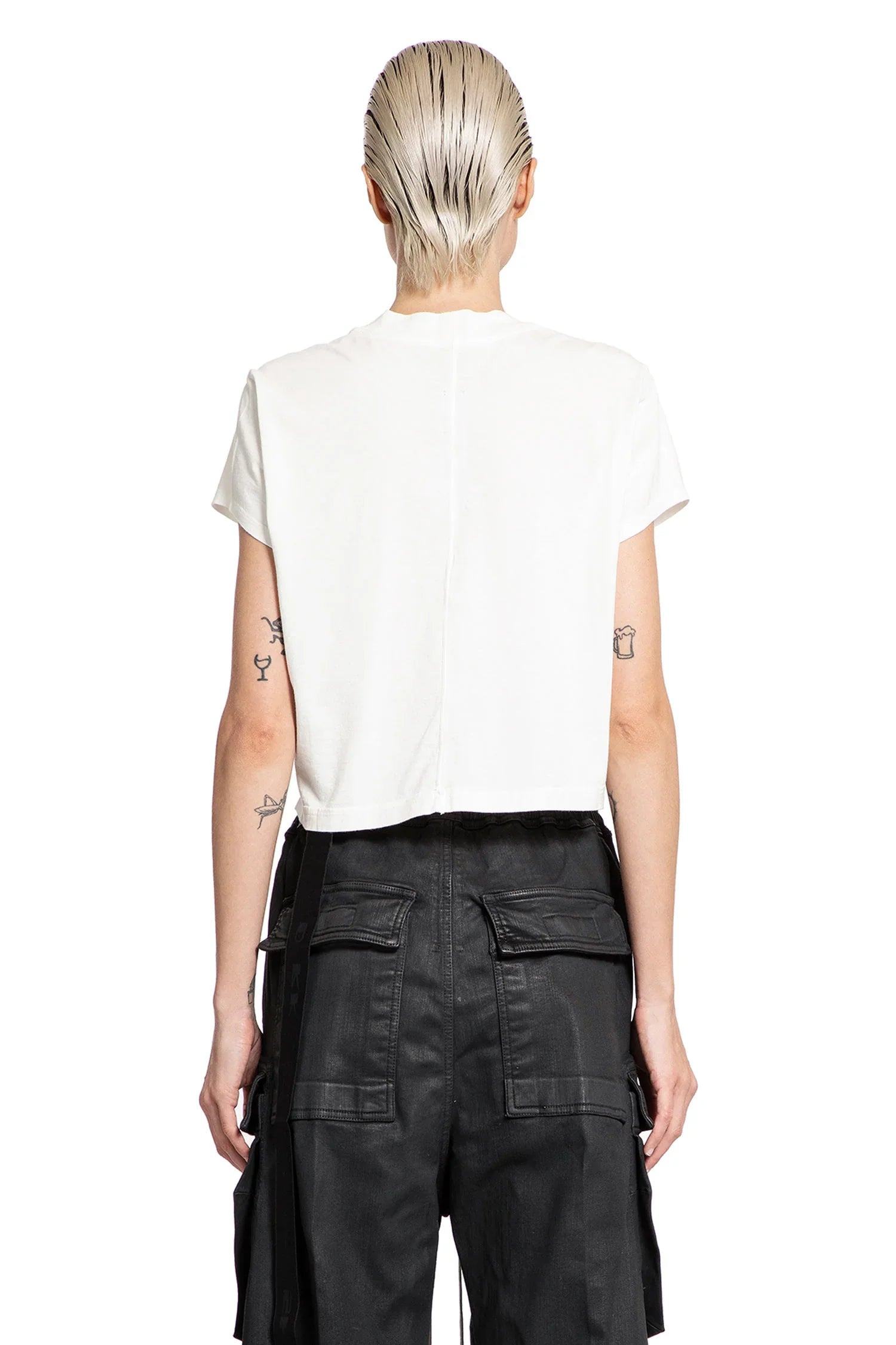 Porterville-Cropped-Small-Level-Tee - 3
