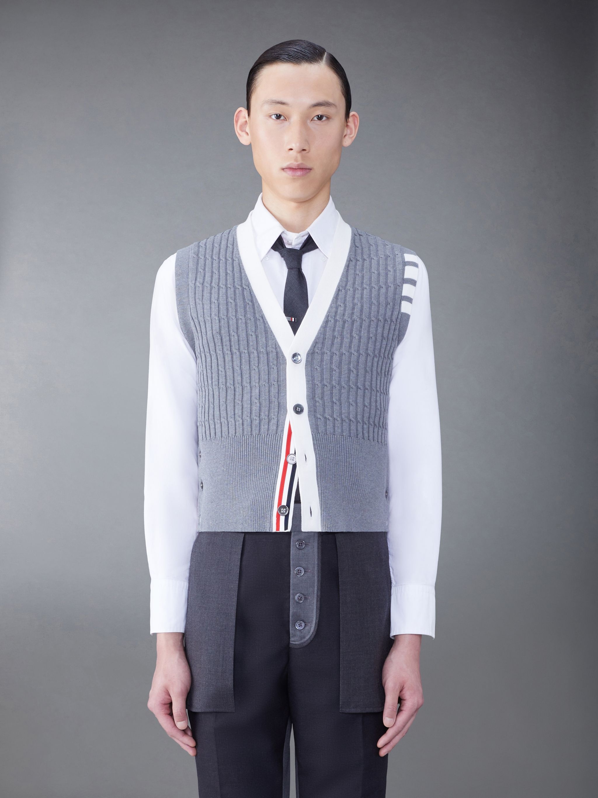 V-neck knitted waistcoat - 1