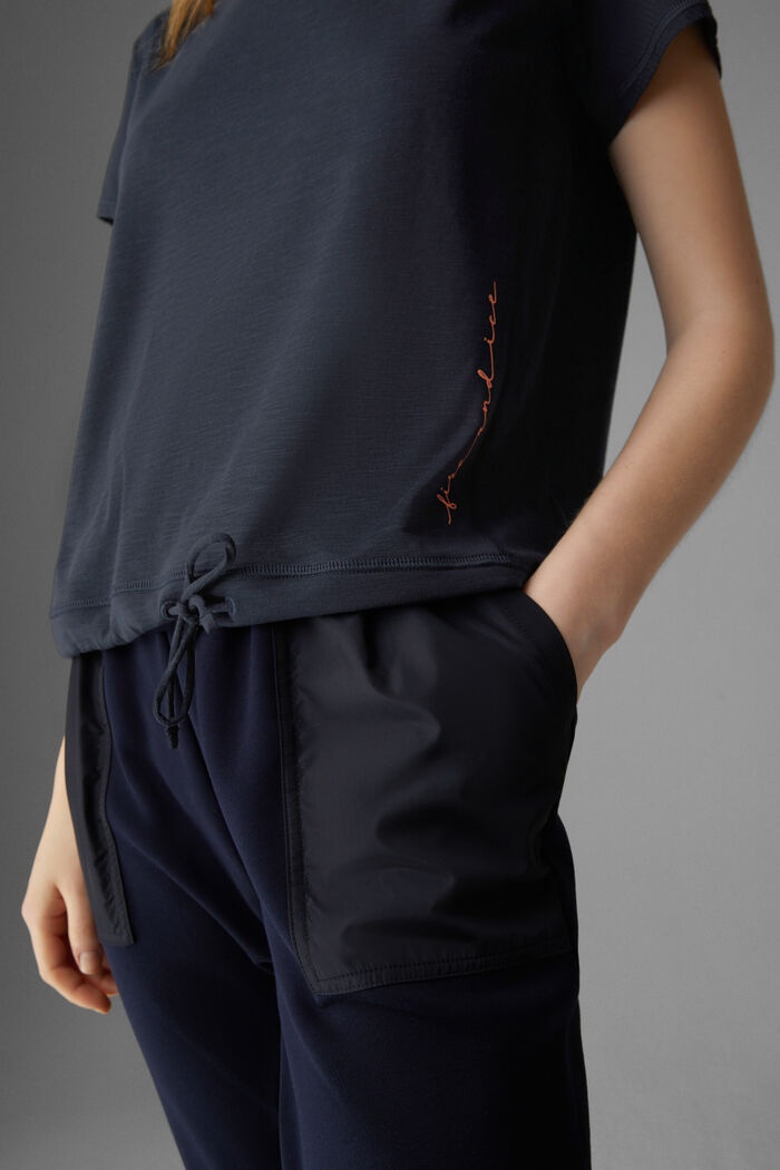 Helene T-shirt in Navy blue - 5
