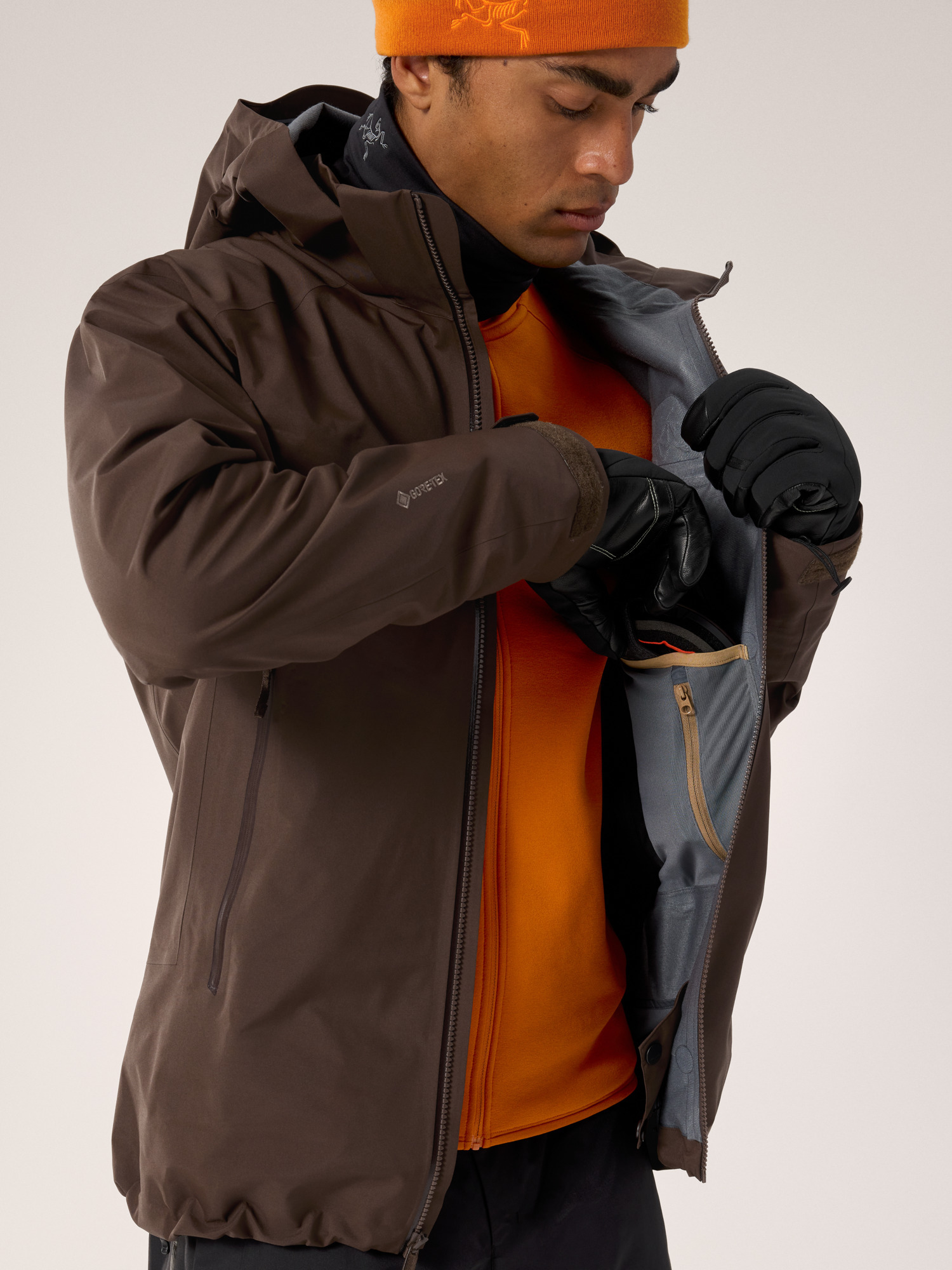 Macai Shell Jacket - 10