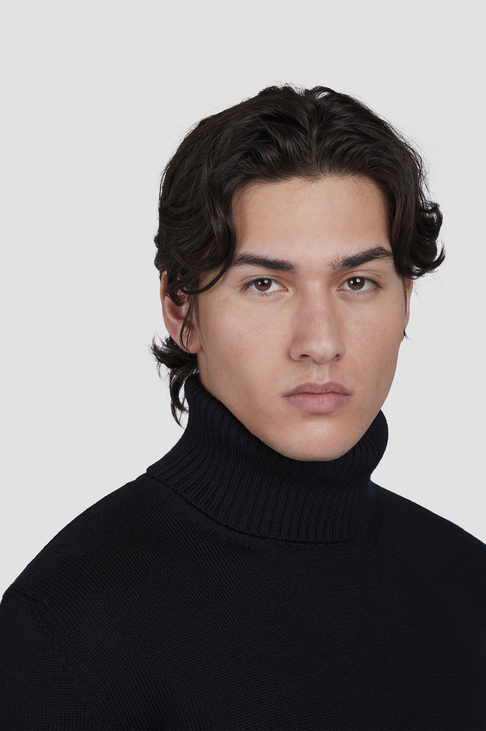 SOFT COOL TOUCH WOOL TURTLENECK - 4