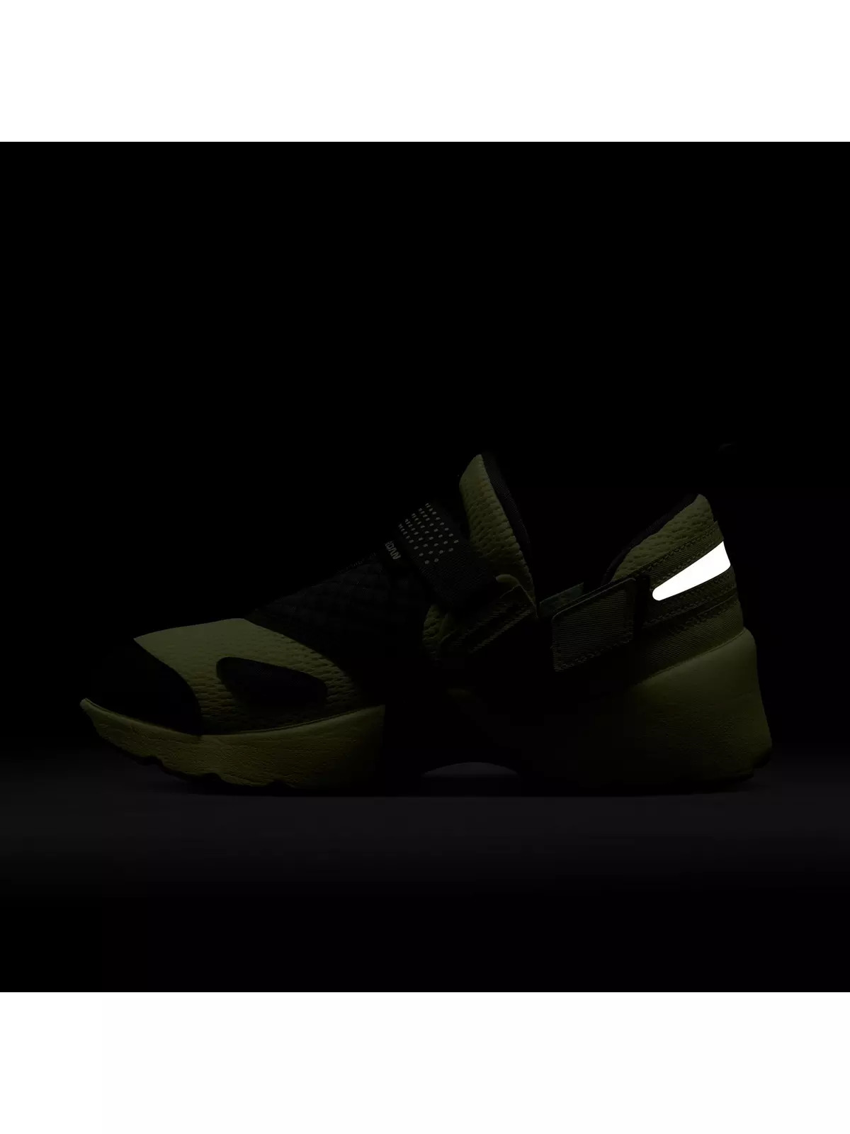 Trunner LX "Luminous Green" Women's Shoe - 9