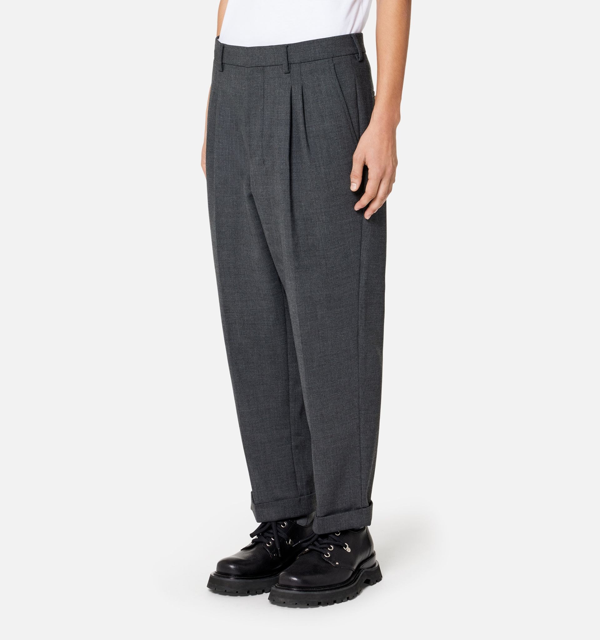 Carrot Fit Trousers With Hem And Pleats - 3