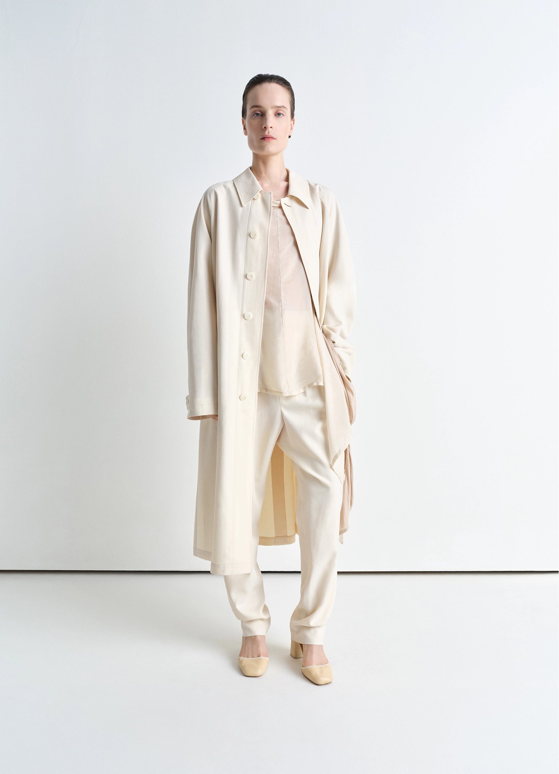 LIGHT SLITTED OVERCOAT - 2