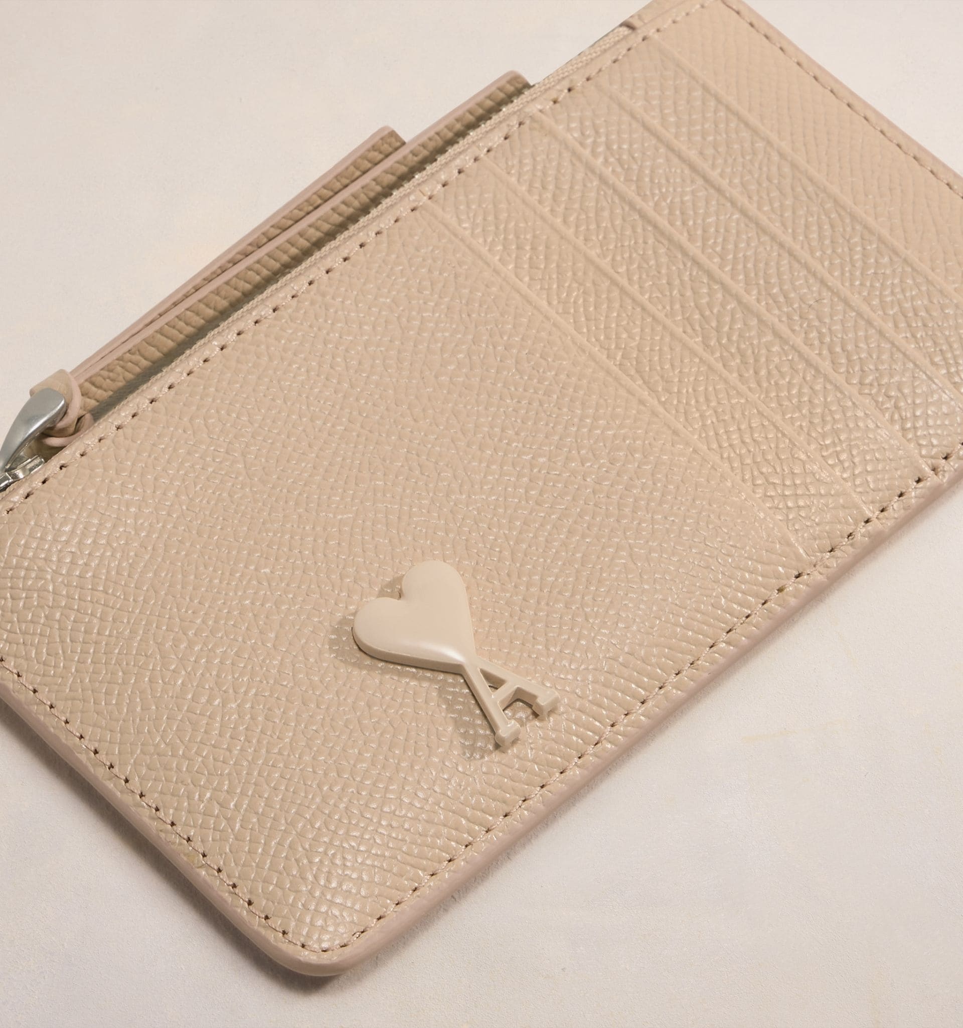 Ami De Coeur Zipped Card Holder - 5