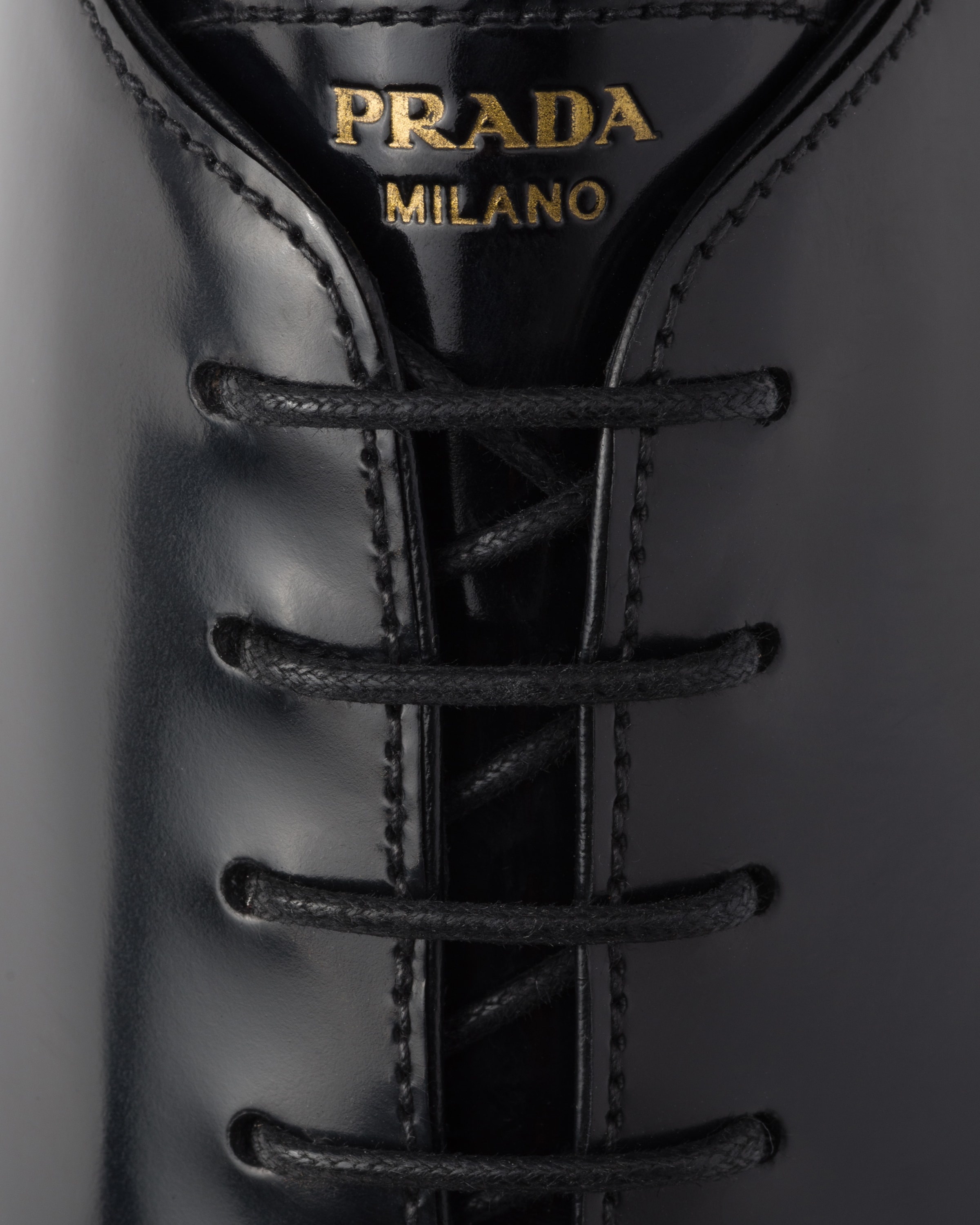 Brushed leather lace-ups - 7