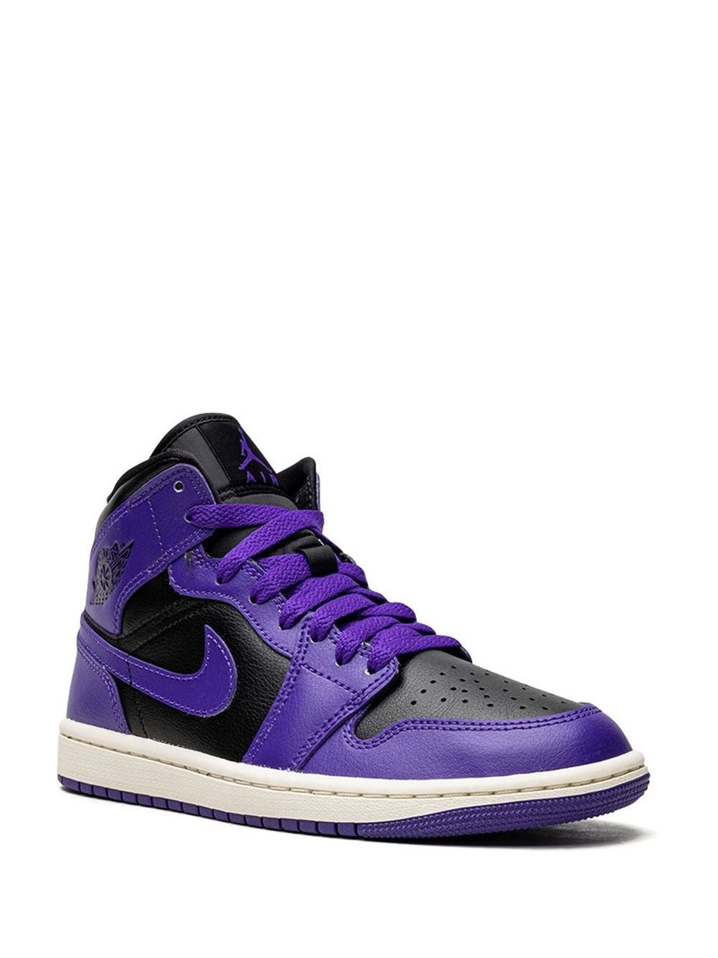 Jordan Jordan 1 Mid "Black/Purple" sneakers outlook
