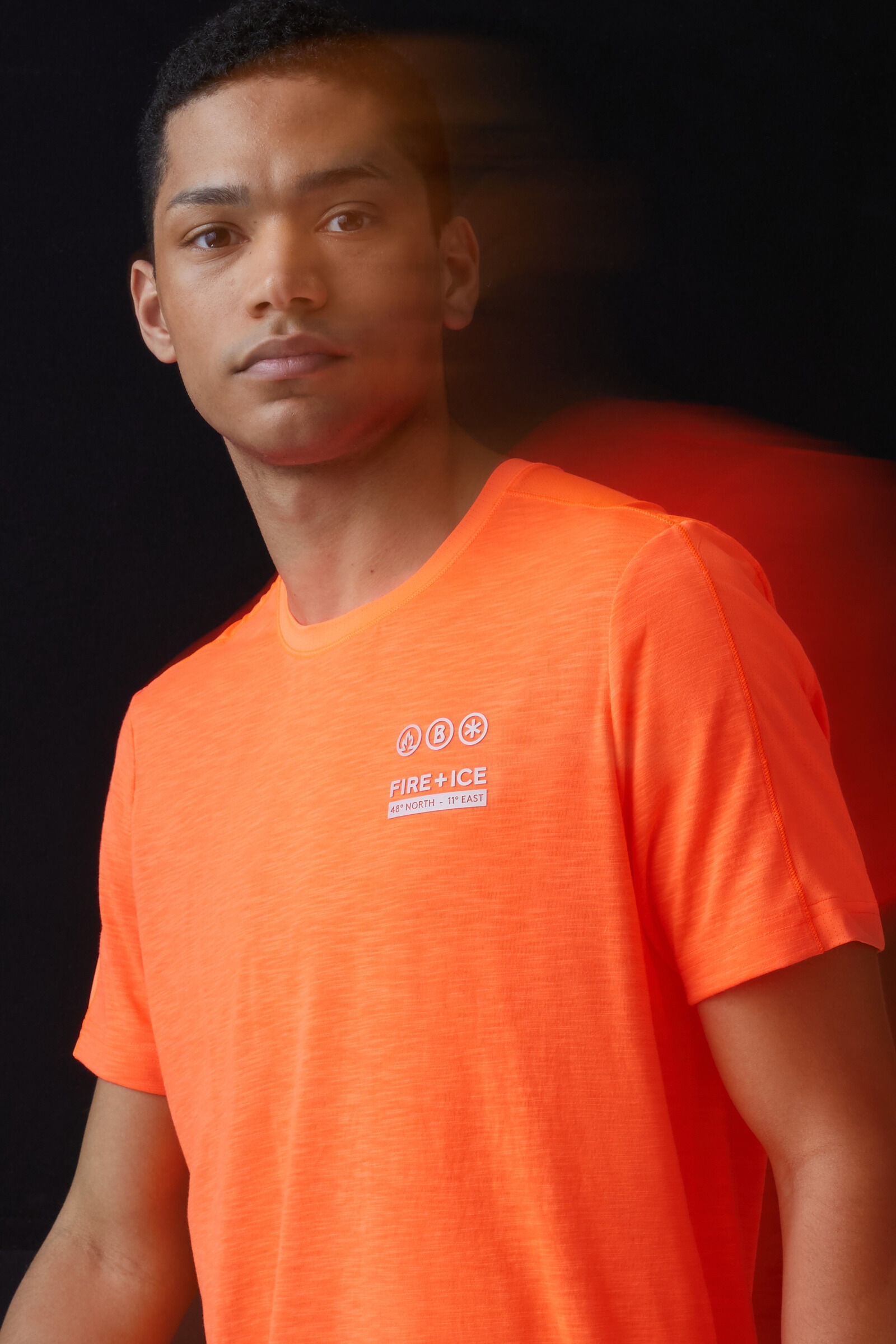 Tarik T-shirt in Orange - 4