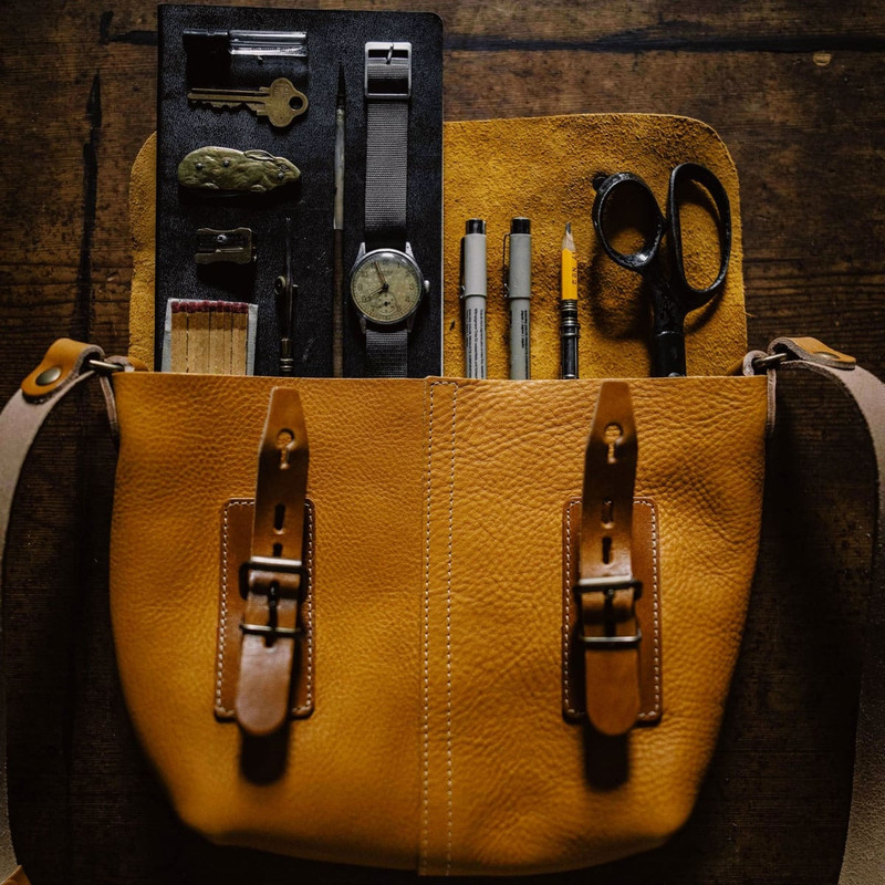 LOUIS SATCHEL BAG - BLACK 5