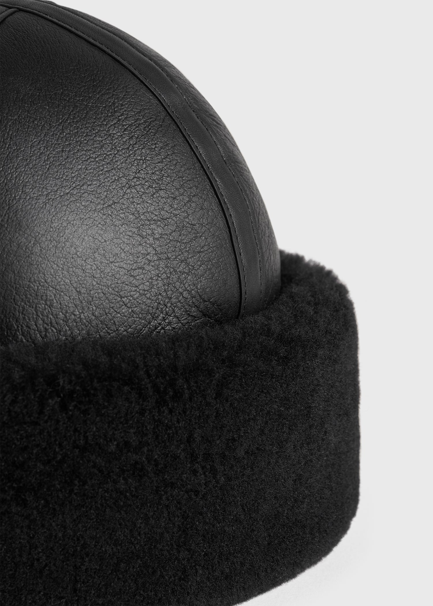 Shearling winter hat black - 4
