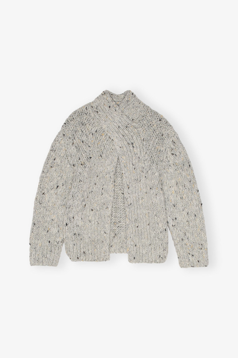 LIGHT GREY CHUNKY HANDKNIT SWEATER 6
