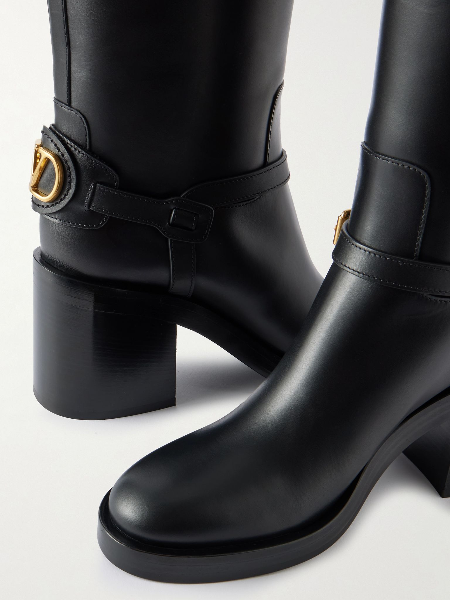 VLogo Signature 80 embellished leather knee boots Black - 4