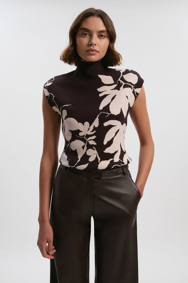 Jacquard Floral Knitted Top 1