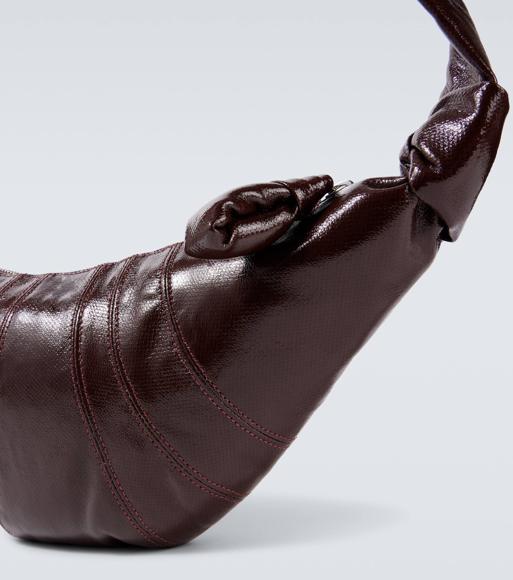 Croissant Small leather shoulder bag - 6