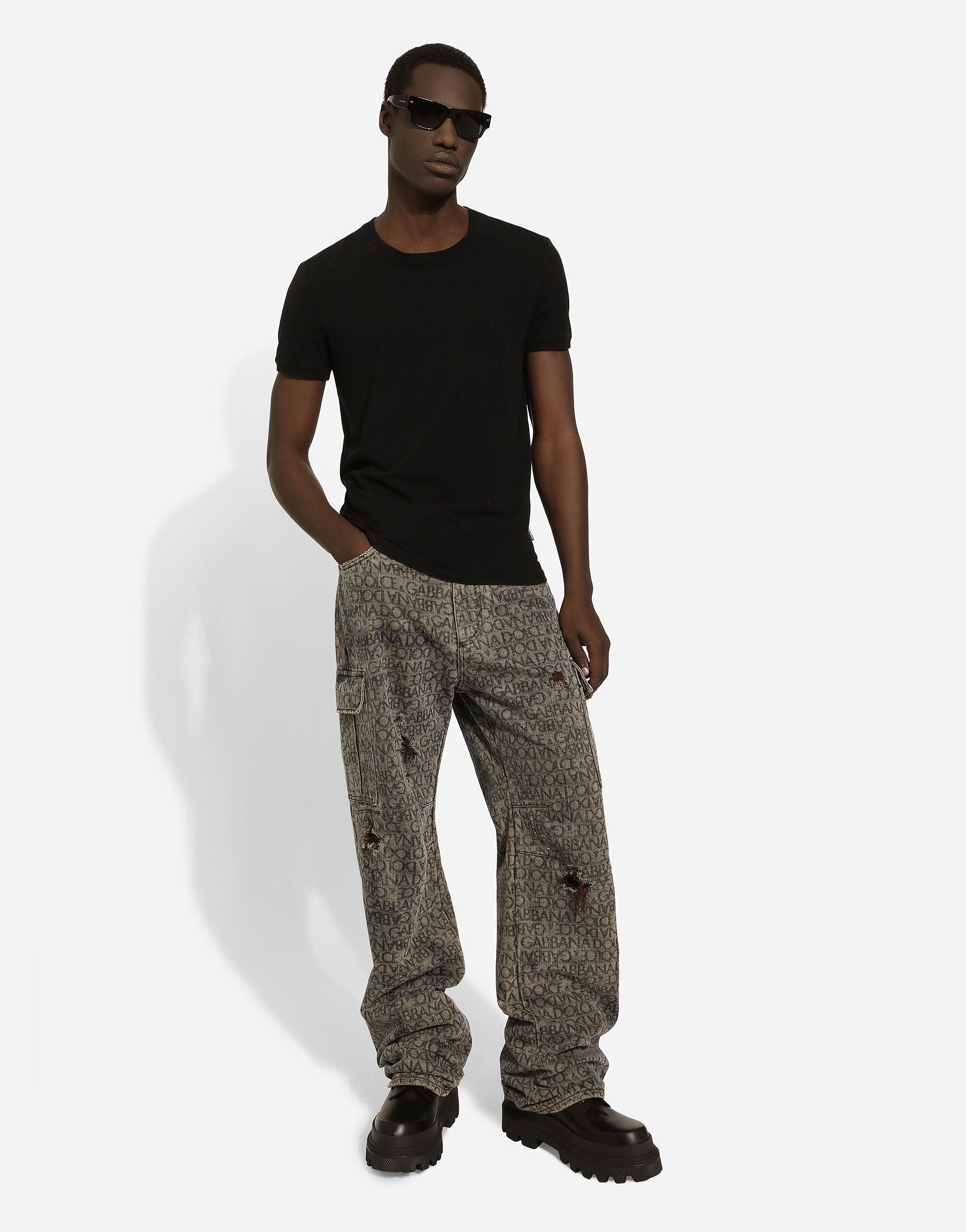 Gray denim cargo jeans with laser-etched logo - 5