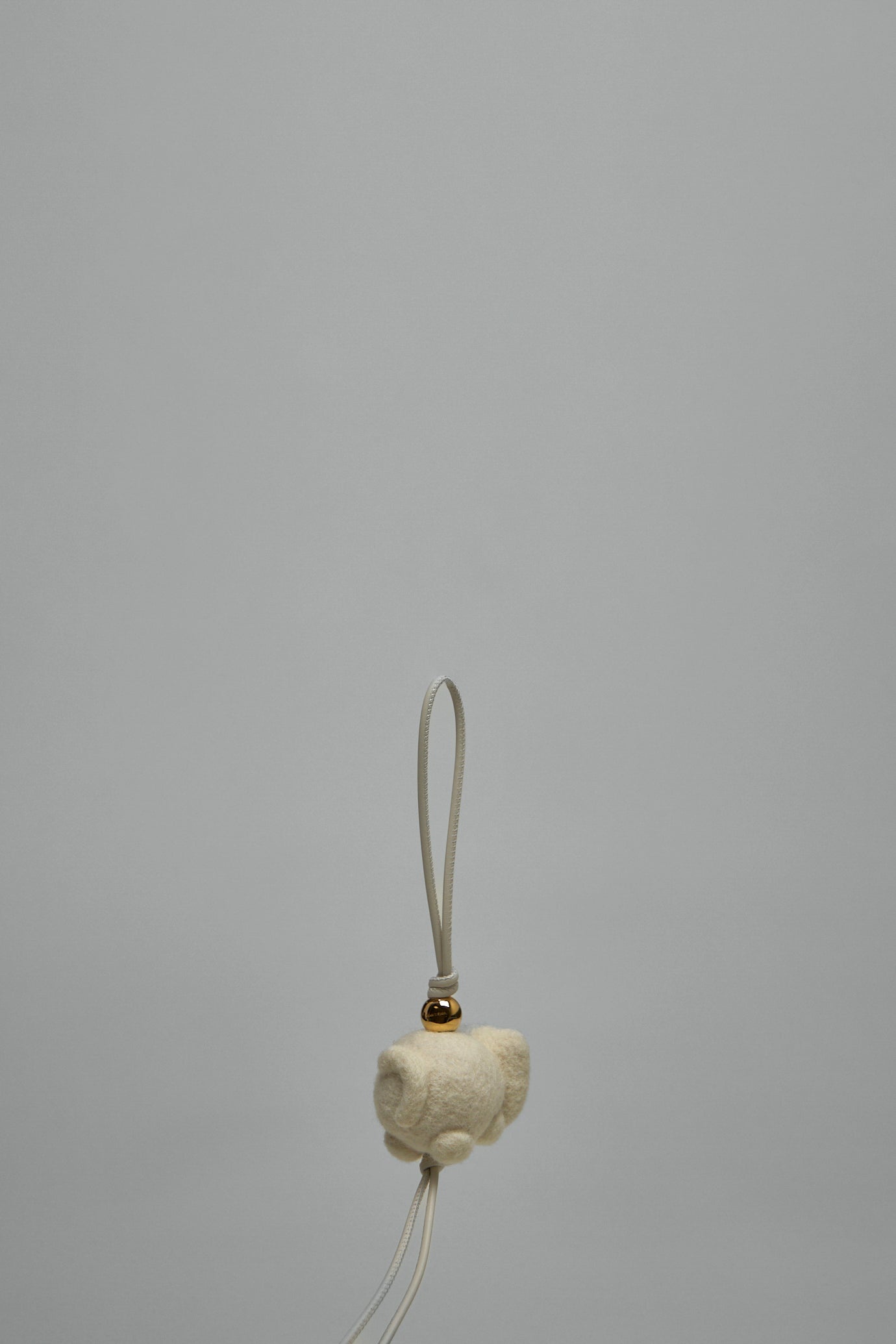 【ロエベ】 Chow Chow チャーム Chow chow charm in felt and calfskin White - LOEWE