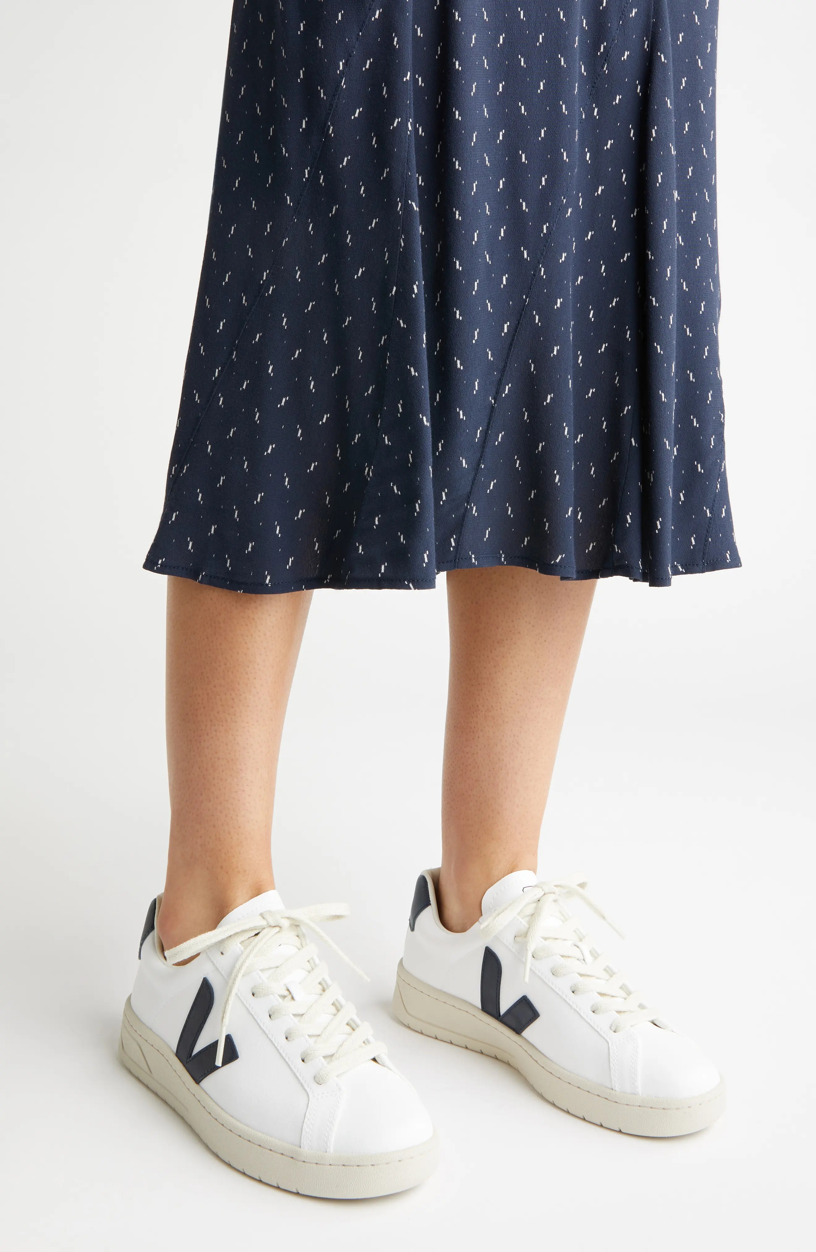 Veja Urca CWL Sneaker in White Nautico at Nordstrom - 7