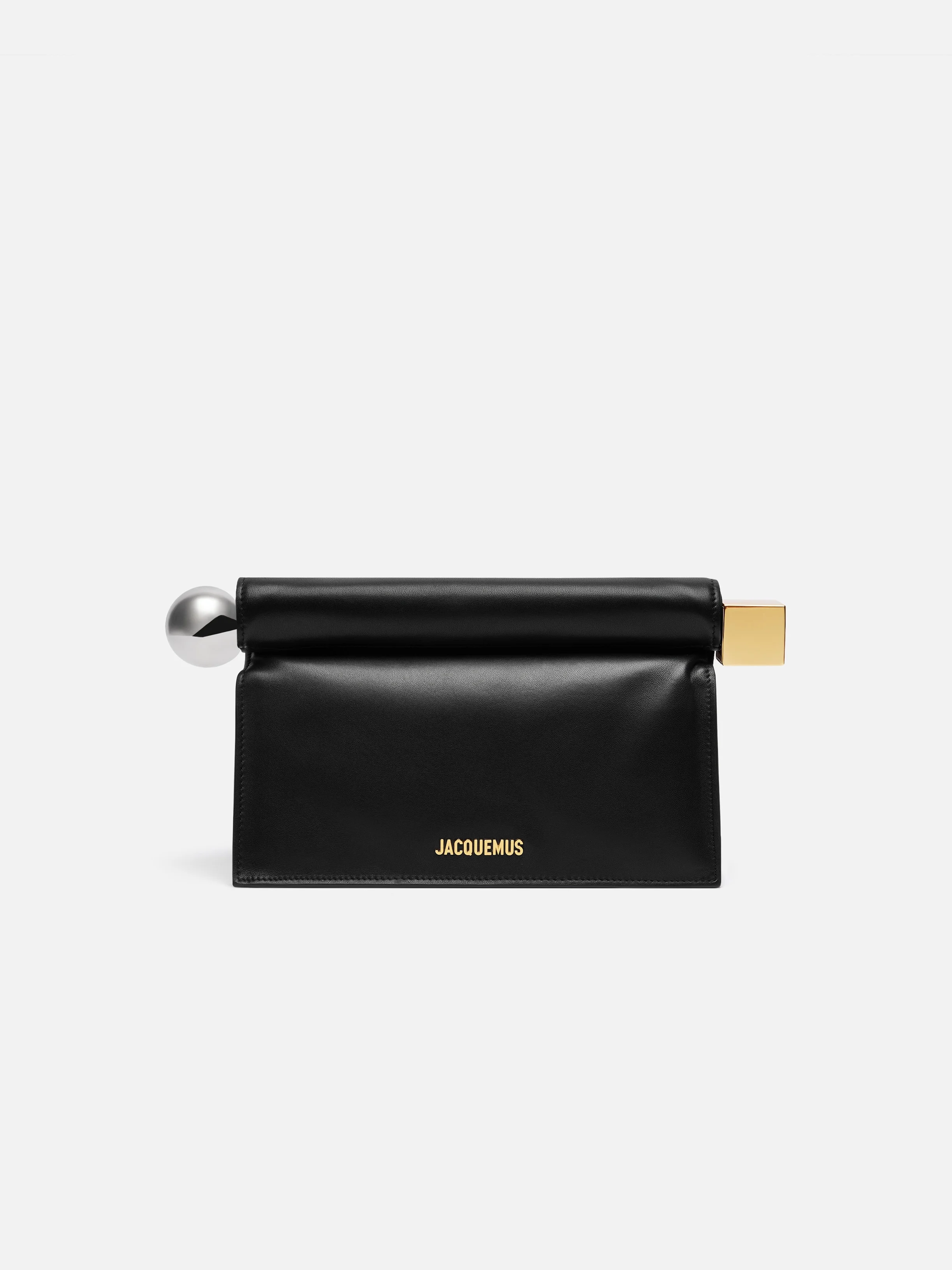 The Rond Carré clutch - 1