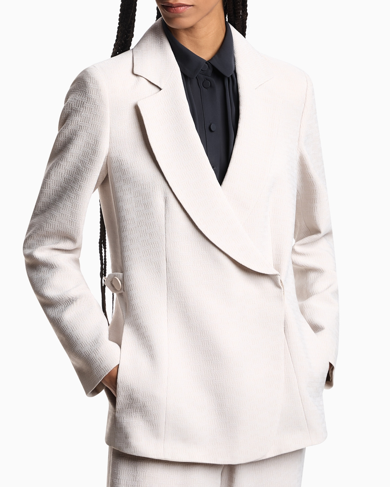 ICON BLAZER IN FLOWING, ARMURE FABRIC - 5