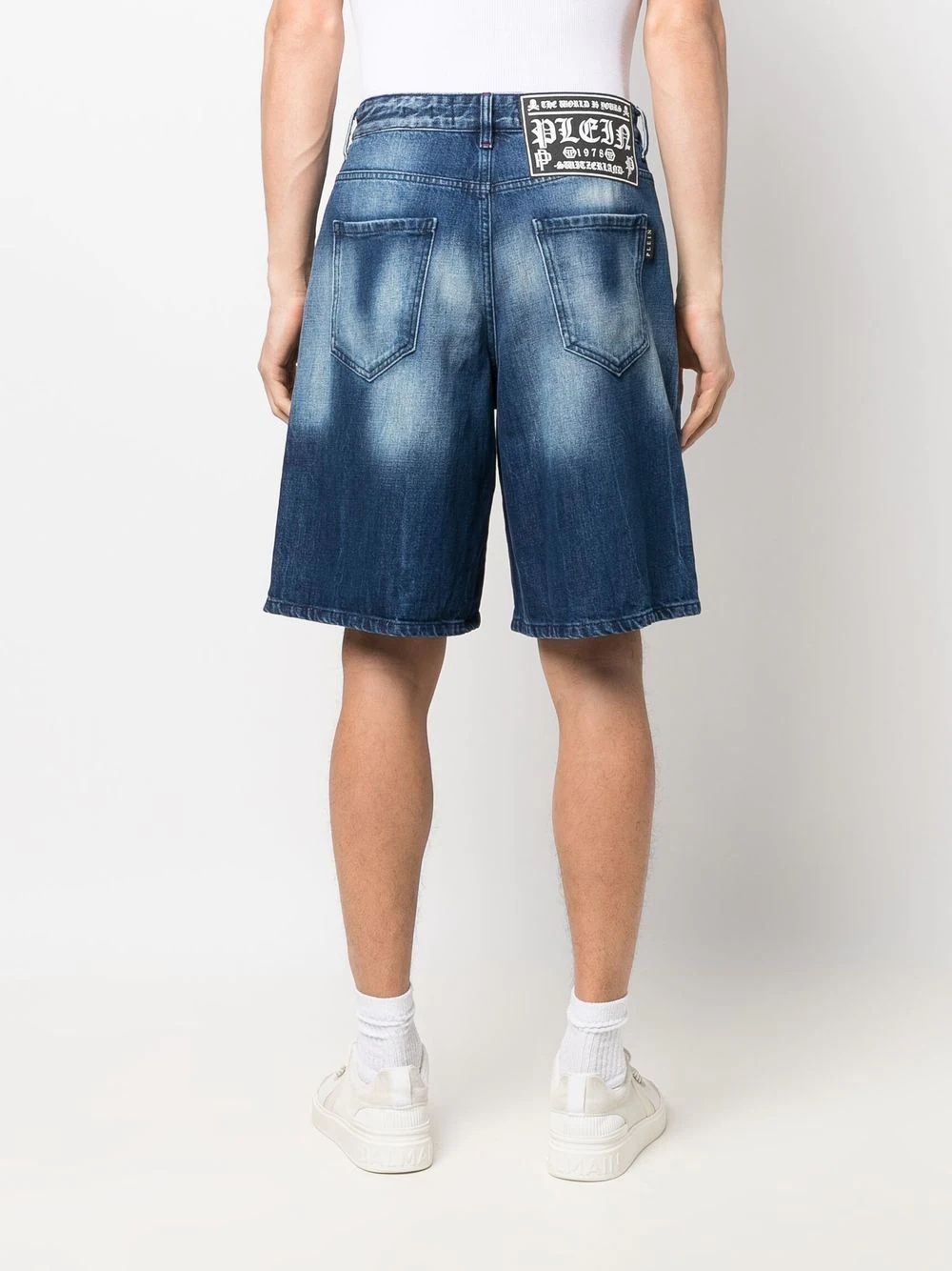 distressed-effect denim shorts - 4