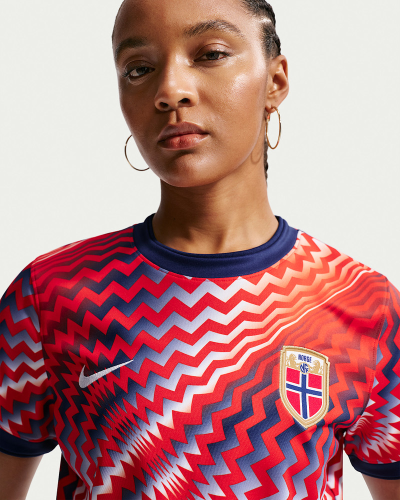Norway Women's Nike Dri-FIT Soccer Pre-Match Short-Sleeve Top 3