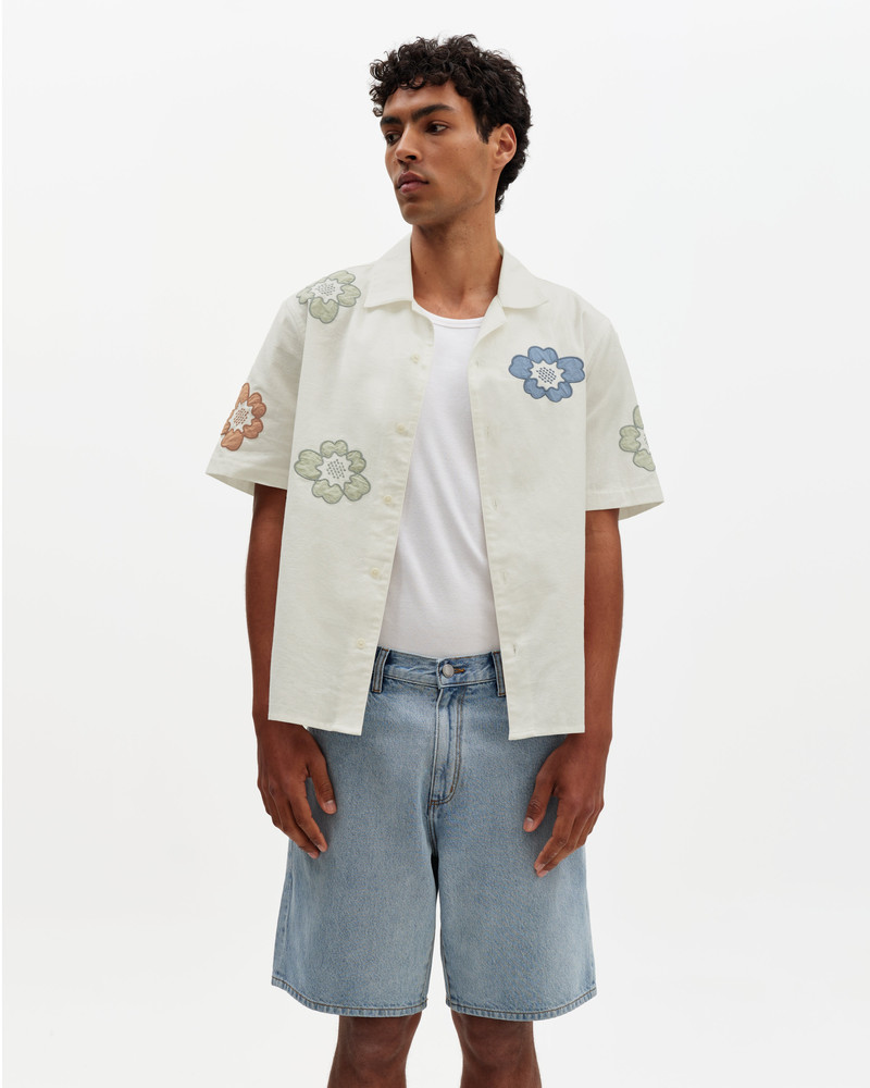 Wax London Didcot - Ecru And Multicolour Floral Applique Short-Sleeve Shirt outlook