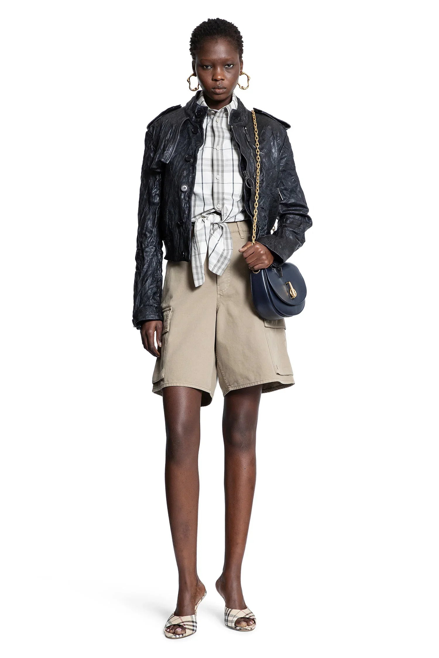 Cropped-Check-Cotton-Short-Sleeve-Shirt - 4