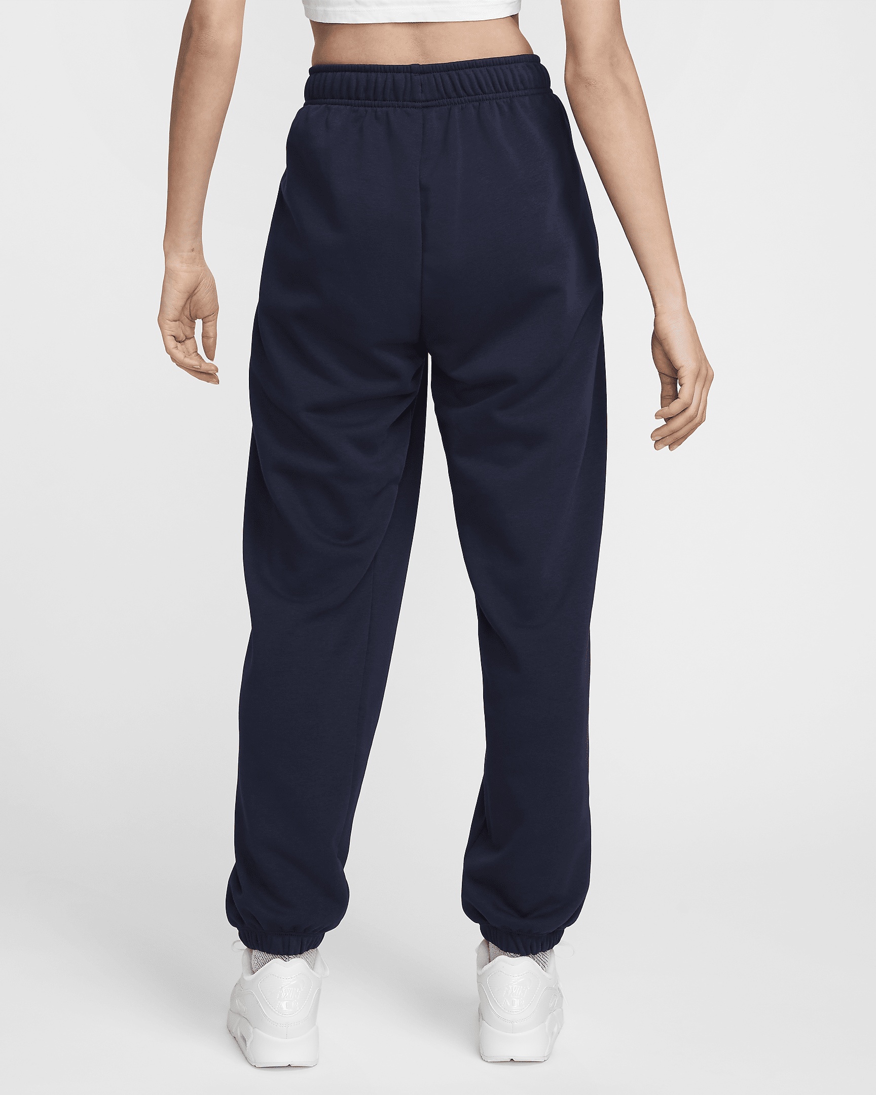 Women's Nike Sportswear Club Fleece Mid-Rise Oversized Sweatpants - 2