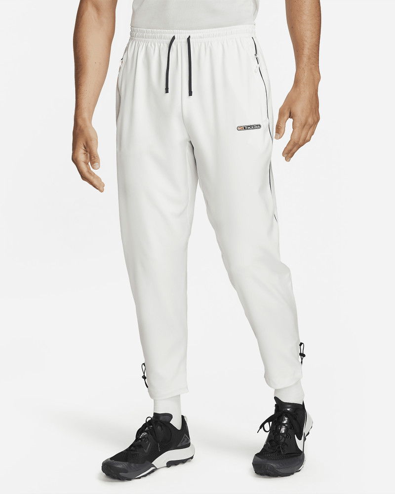 Nike 도전자 클럽 남자의 드리프 실행 바지 - 1