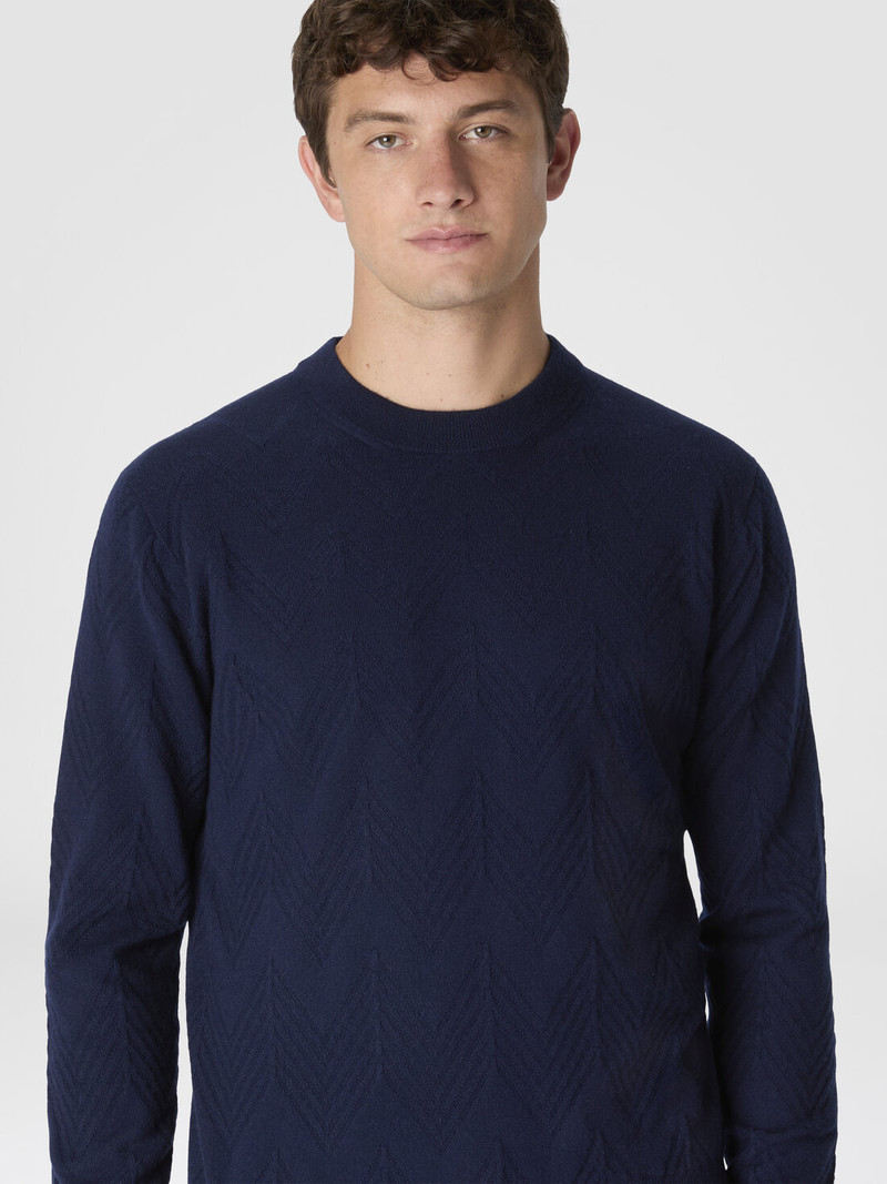 Crew neck sweater in pure cashmere with chevron pattern 4