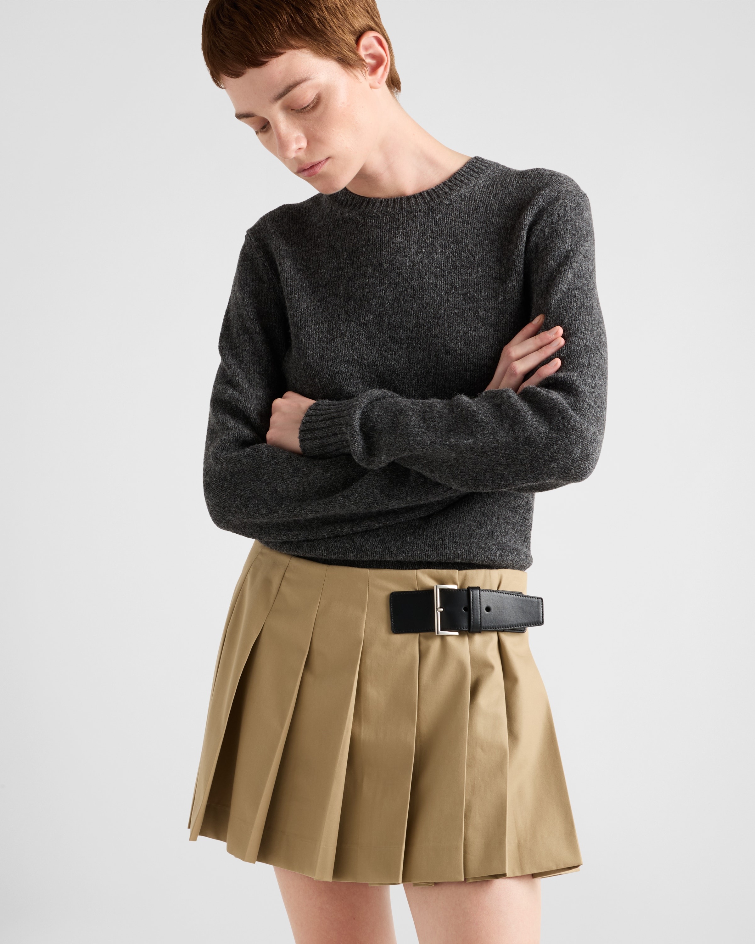 Twill miniskirt with leather belt - 4