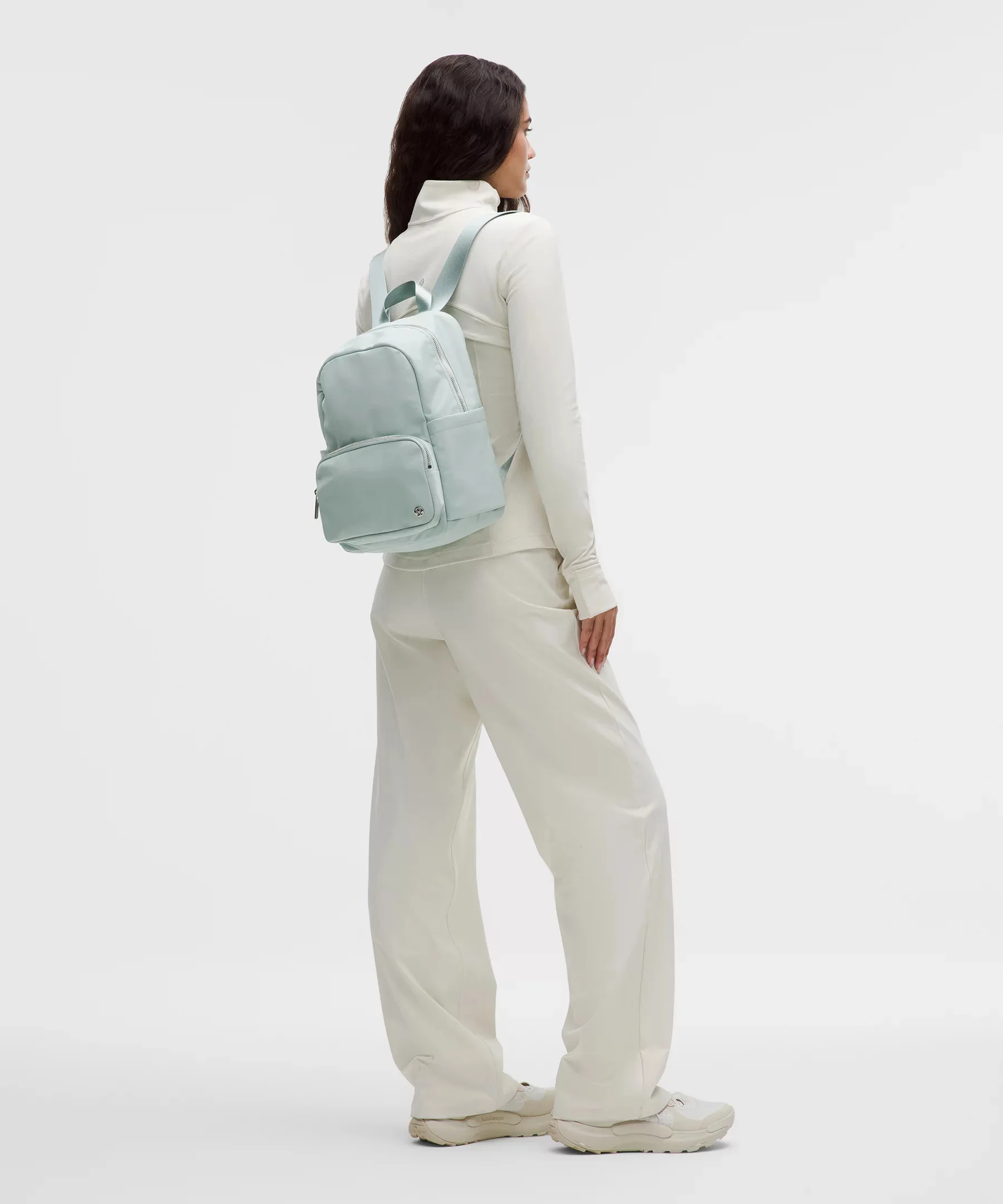 lululemon Everywhere Backpack Small 11.5L *Metal Hardware  display picture 1