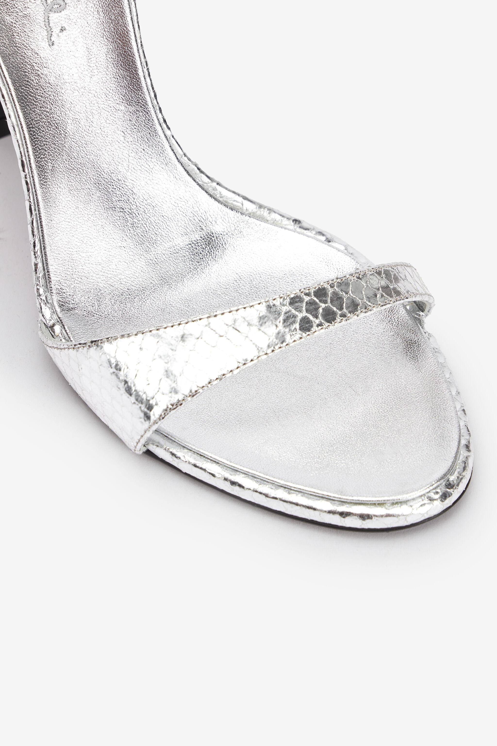 Metallic sandals with heels and tigers - 4