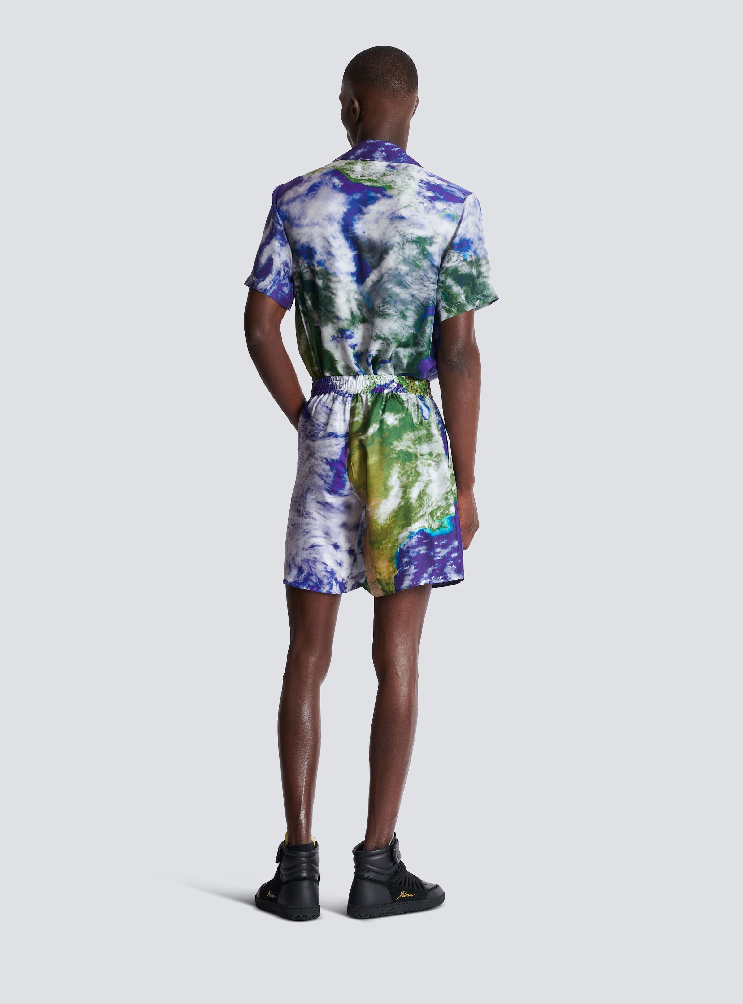 Silk shorts with Earth print - 4